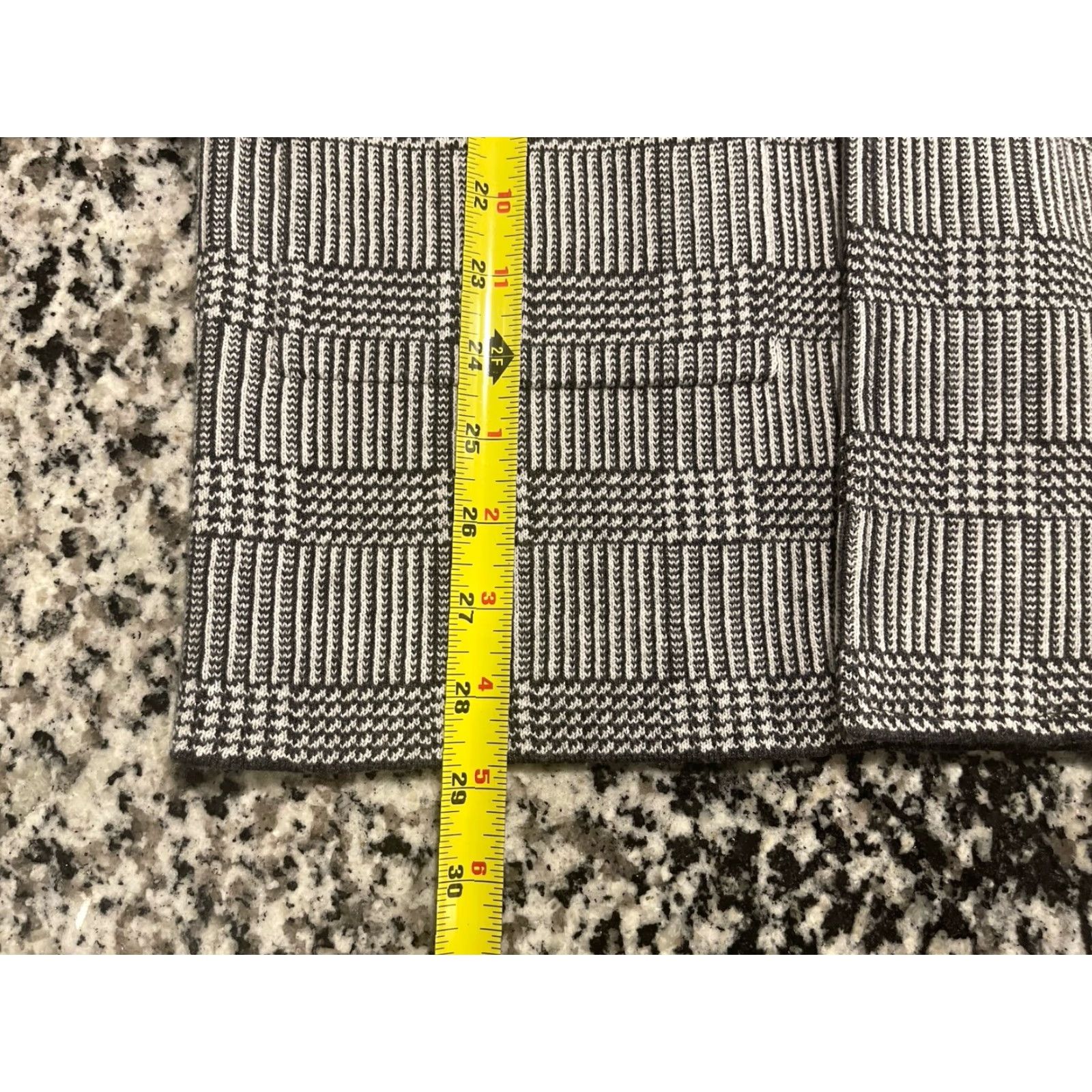 J.Crew J. Crew Sophie Open-Front Sweater Knit Blazer Glen Plaid Blazer Size S Grey Knit City Preppy Womens Size S / US 4 / IT 40 - 3 Thumbnail