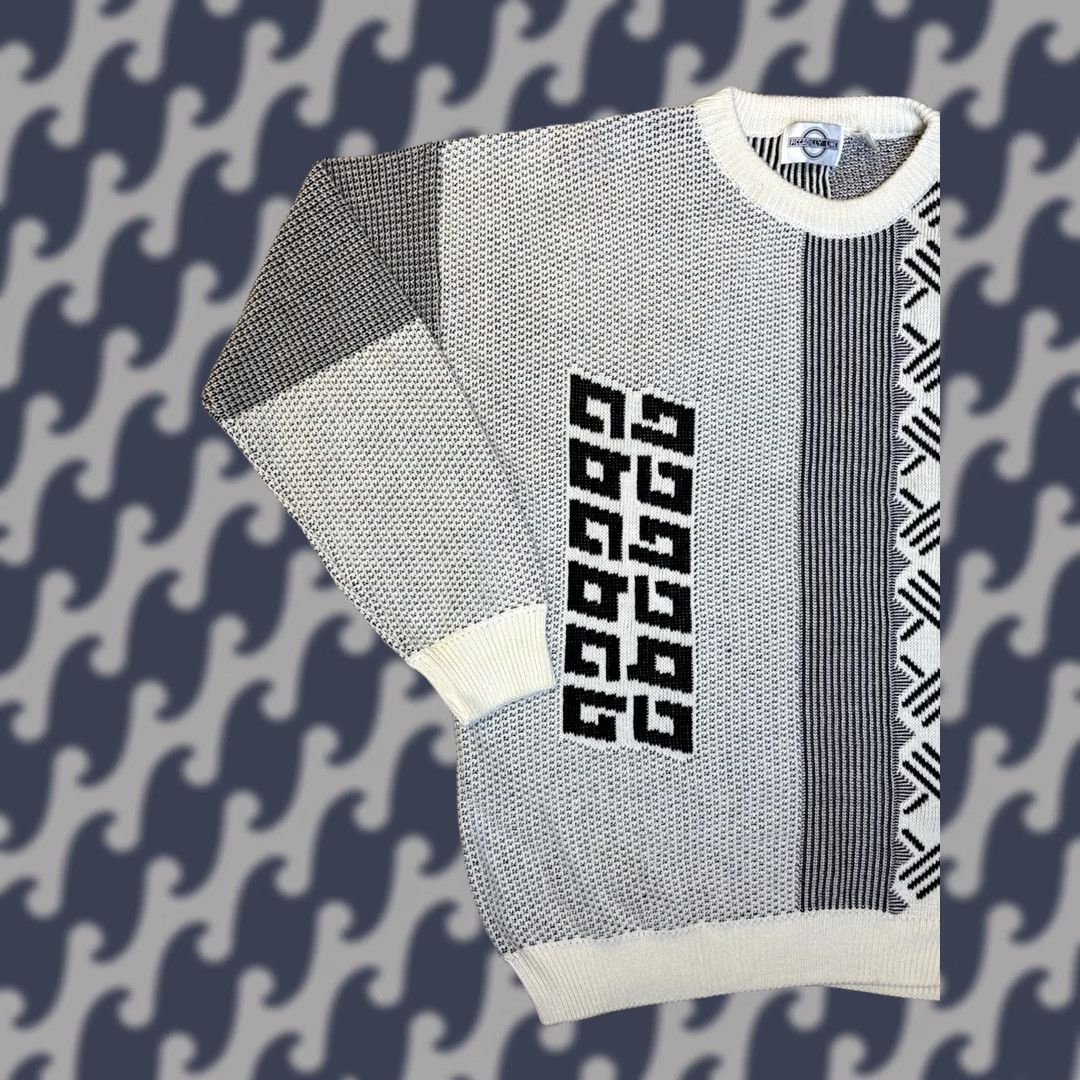 Vintage VINTAGE Piccadilly Line Men's Sweater Knit Pullover 100% Cotton Beige Geometric Crew Neck 1XL USA Men Pullover Knit Sweater Size US XL / EU 56 / 4 - 1 Thumbnail
