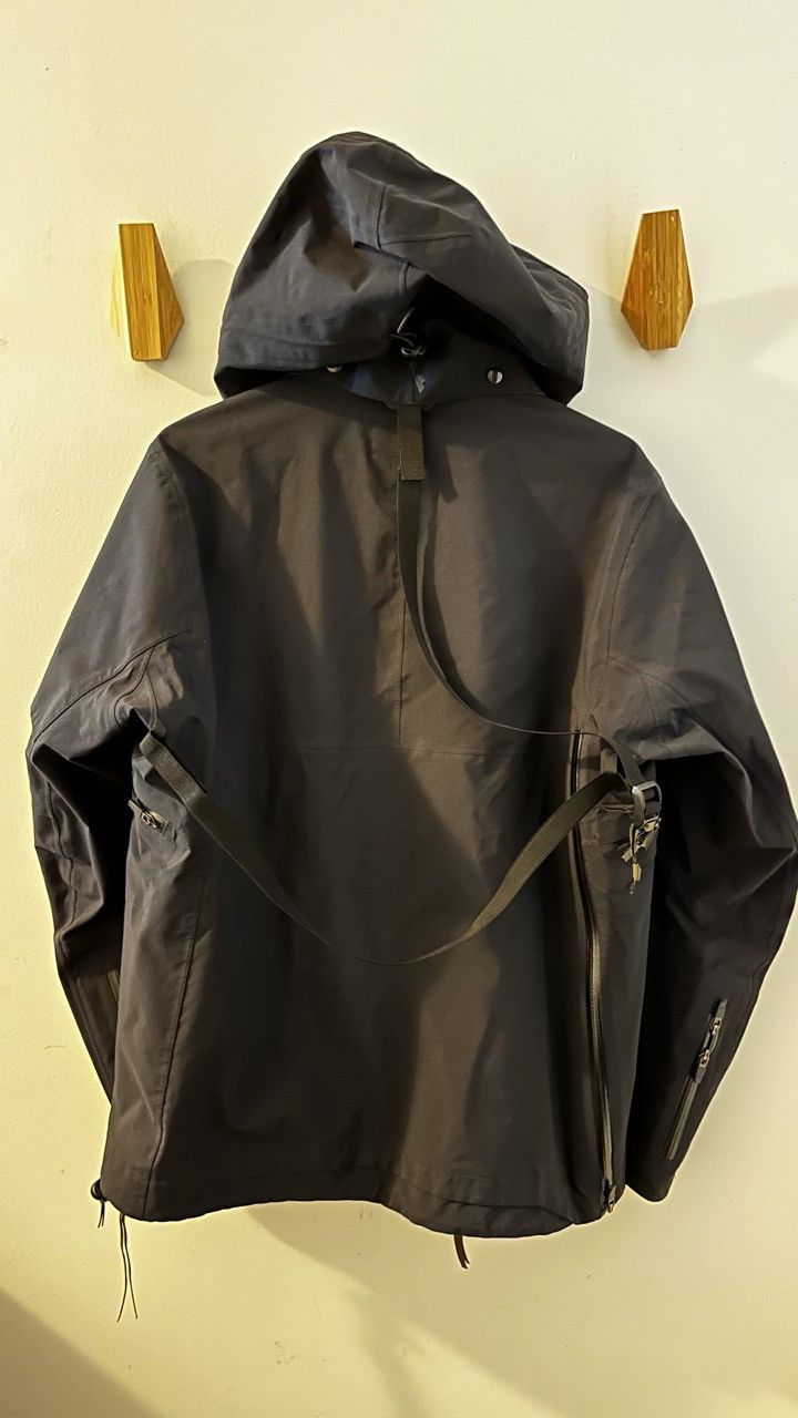 Acronym Acronym J1A-GT Size US M / EU 48-50 / 2 - 4 Thumbnail