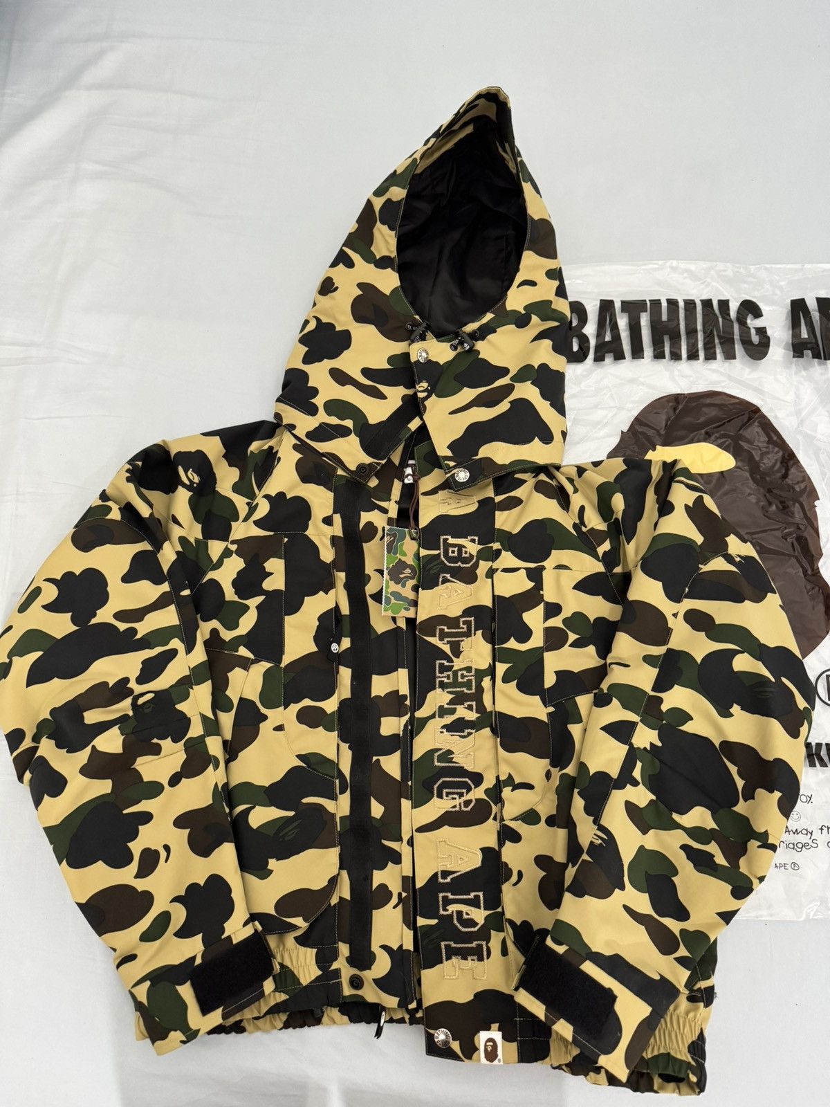 Bape Bape 1st Camouflage Windbreaker Jacket - NWT Size US S / EU 44-46 / 1 - 1 Thumbnail