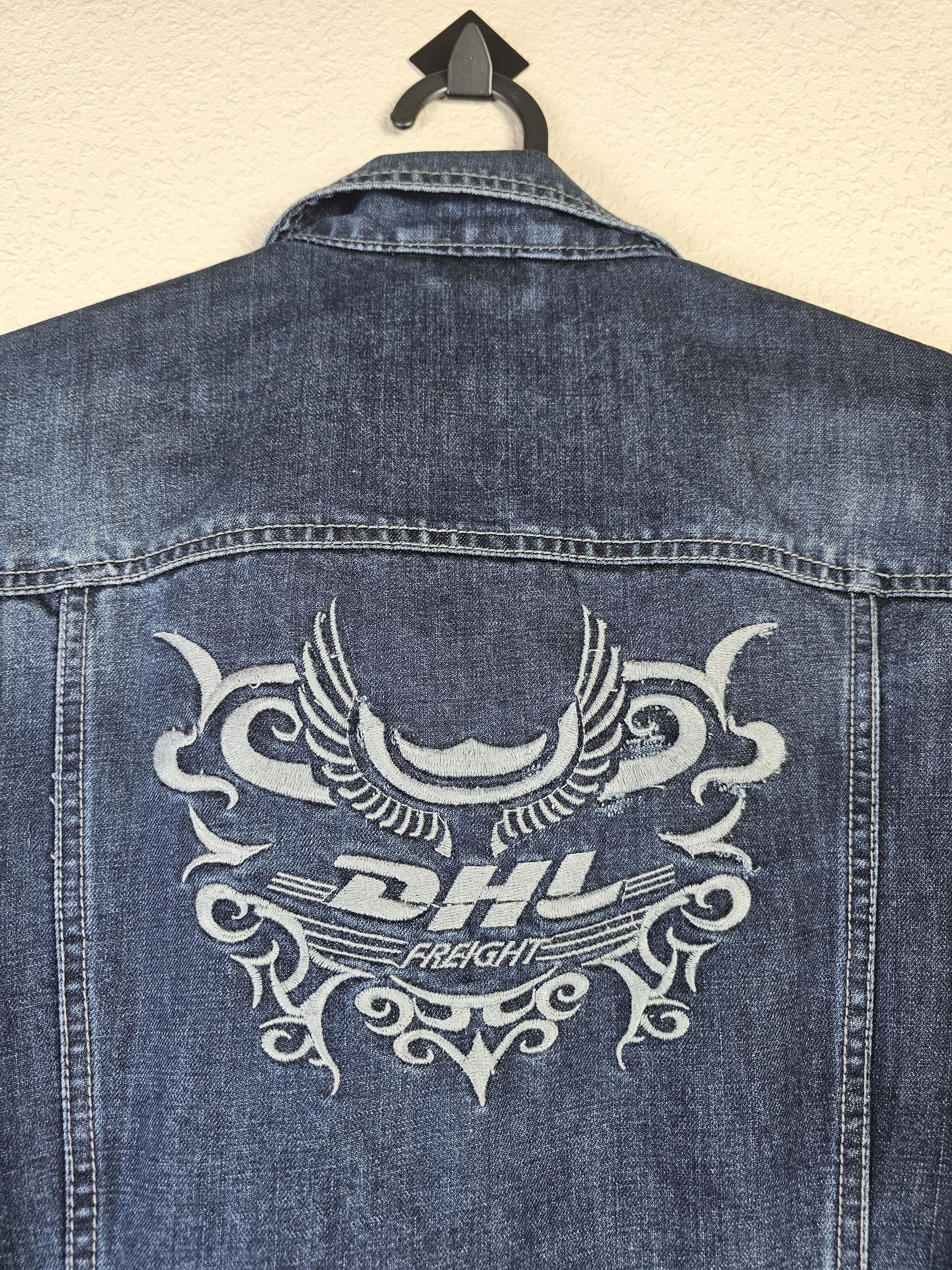 DHL Vintage Y2K DHL Embroidered Denim Jacket (Vetements Style) Size L / US 10 / IT 46 - 4 Thumbnail