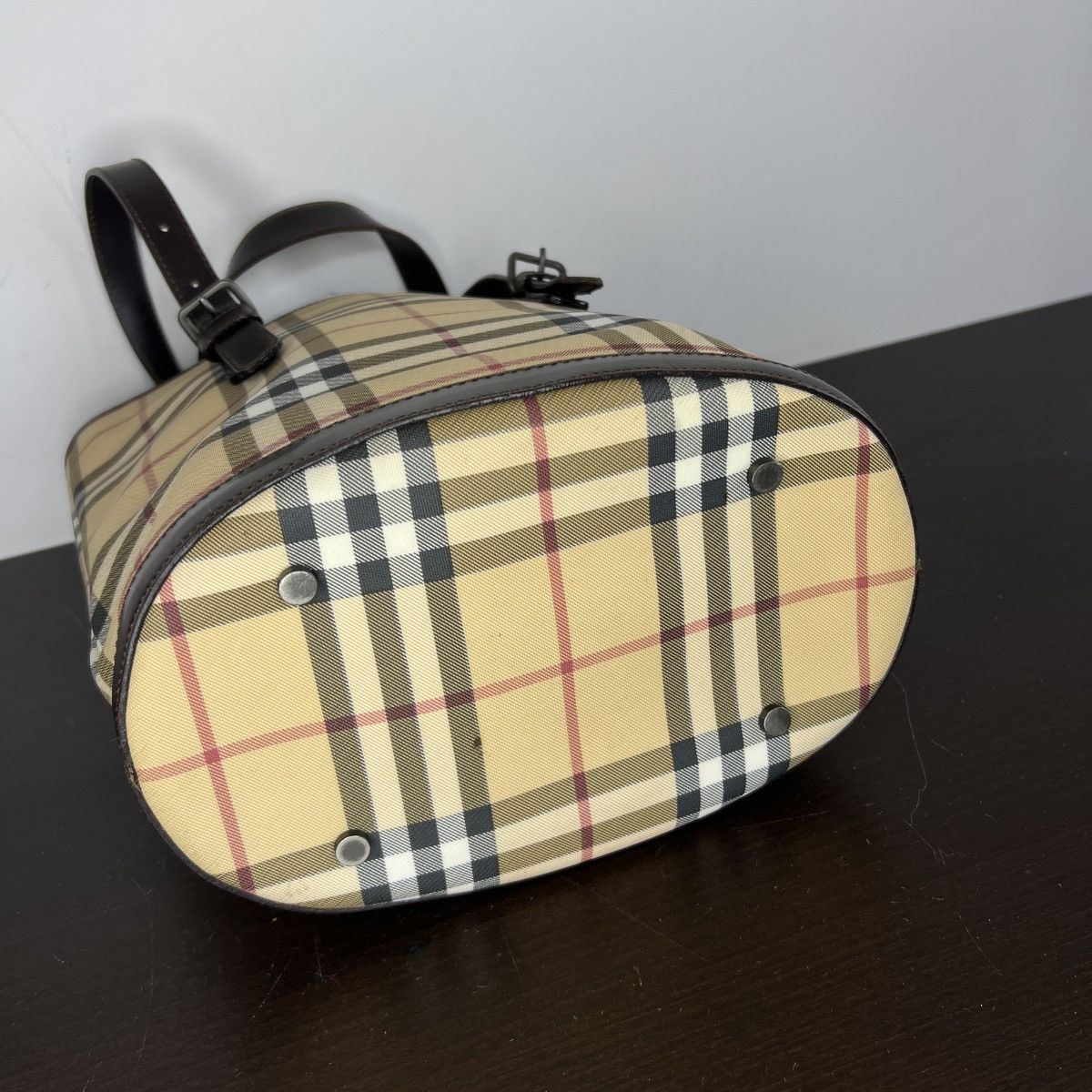 Burberry × Designer × Vintage Auth. Vintage Burberrys Shoulder Bucket bag Size ONE SIZE - 8 Thumbnail