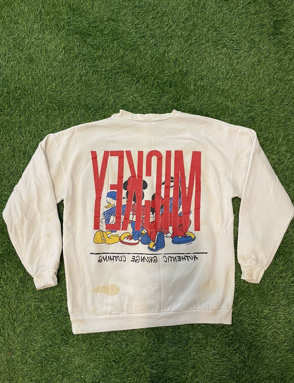 Disney × Vintage Vintage Disney Mickey Crewneck Size Medium Size US M / EU 48-50 / 2 - 2 Thumbnail