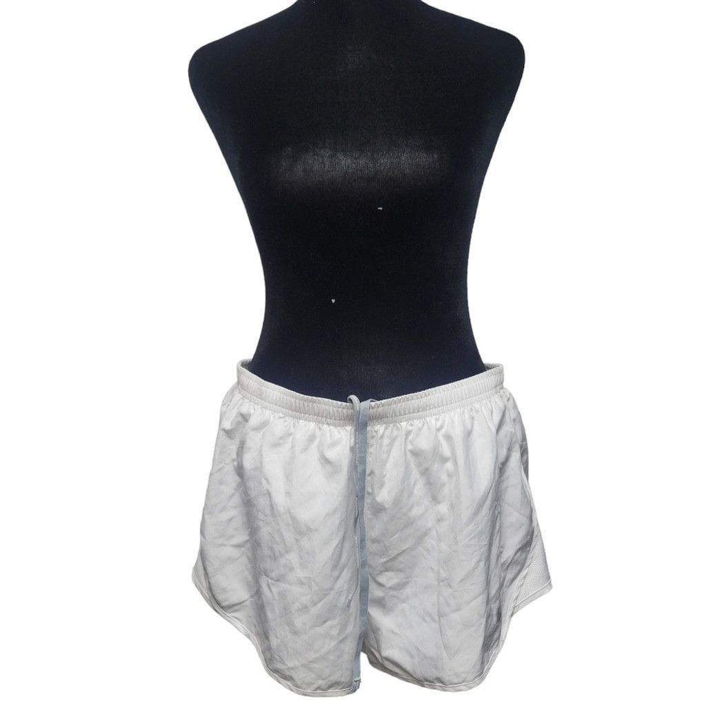 Nike Nike Women's Running Shorts. Size Medium. Excellent Conditio Size 28" / US 6 / IT 42 - 1 Thumbnail