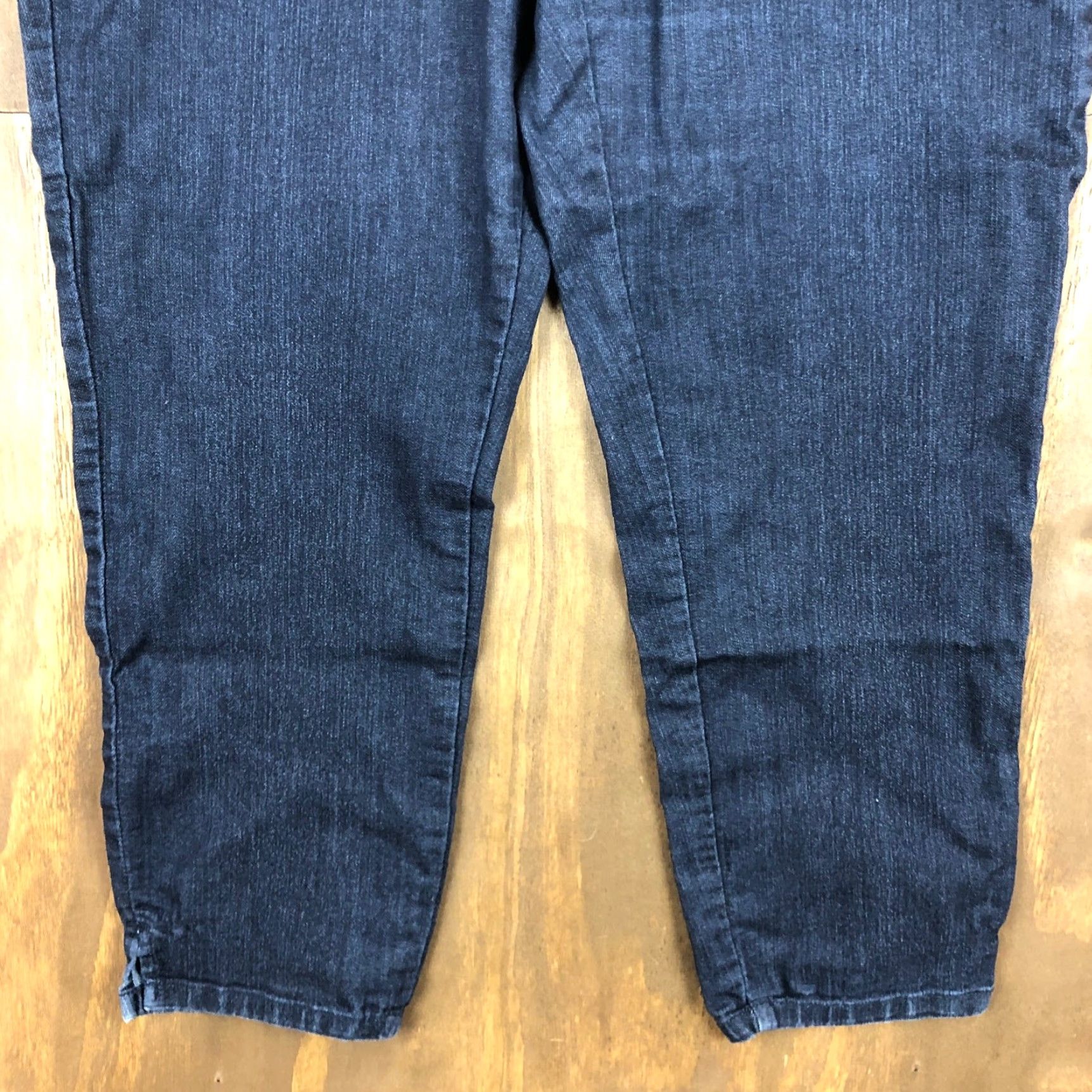 NYDJ NYDJ Jeans Blue Dark Wash Mid Rise Lift Tuck Ankle Slits Stretch 12 Womens Size 24" / US 00 / IT 34 - 3 Thumbnail