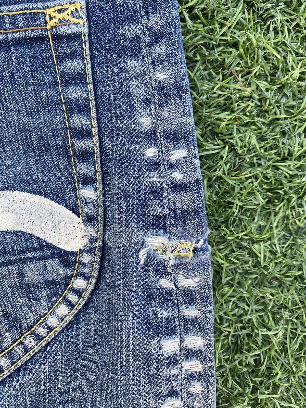 Evisu EVISU MINI SKIRT DISTRESSED JEANS Size 23" - 3 Thumbnail