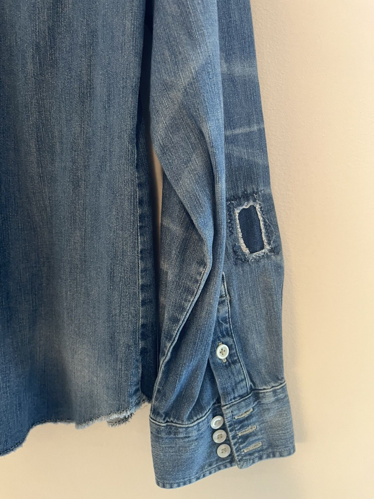 Gant Gant distressed denim shirt Size US M / EU 48-50 / 2 - 4 Thumbnail