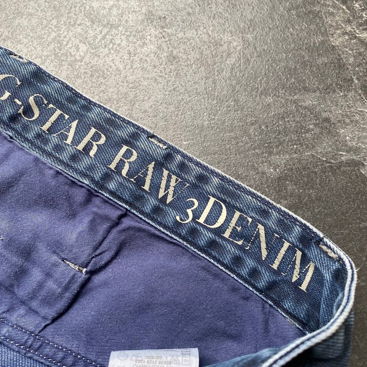 G-Star × Japanese Brand × Vintage Vintage Gstar Raw 96 Jeans Big Logo Baggy Streetwear Size US 34 / EU 50 - 13 Thumbnail