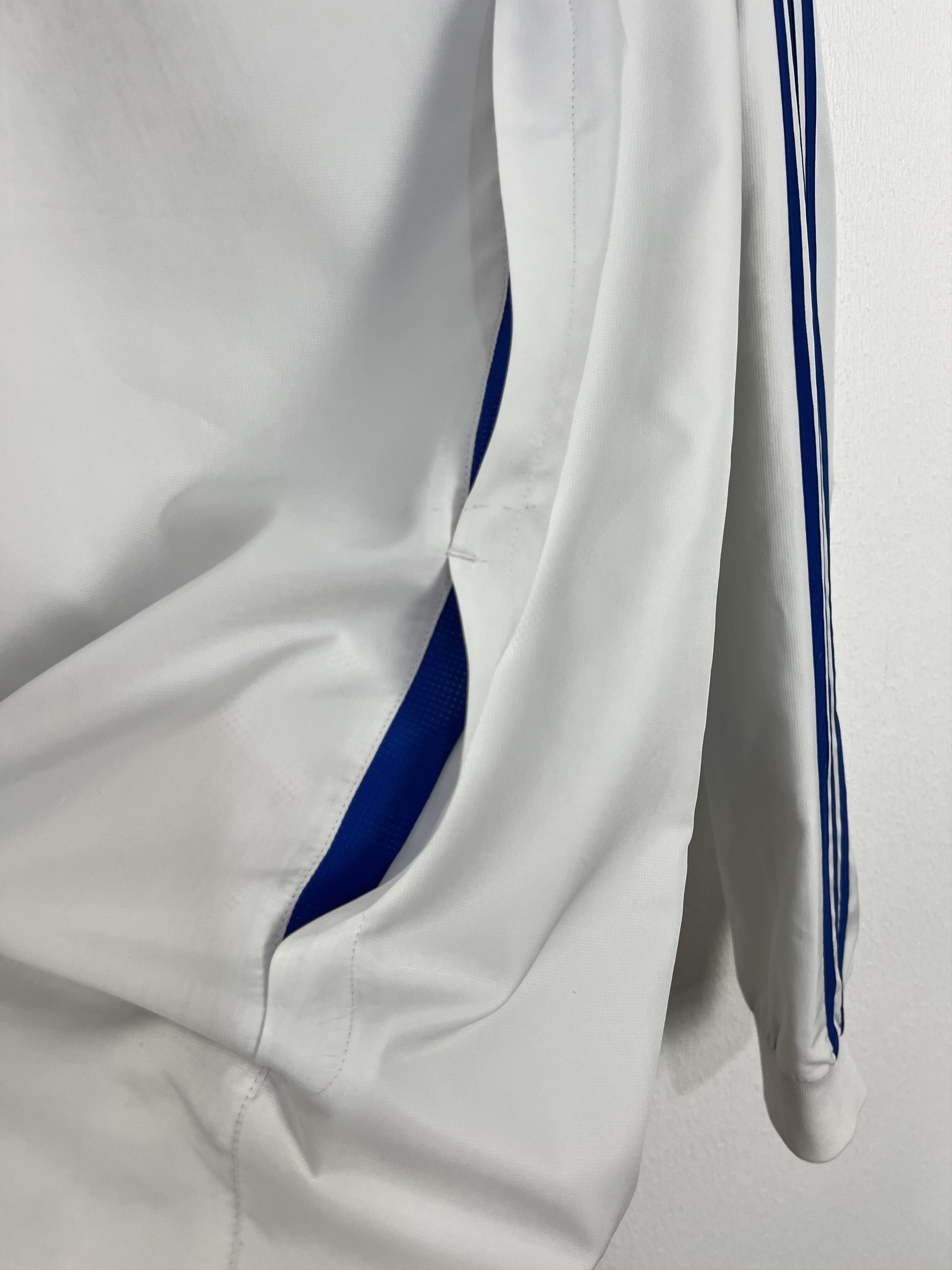 Adidas Vintage Adidas Real Madrid White Football Jacket Soccer Size US M / EU 48-50 / 2 - 20 Thumbnail
