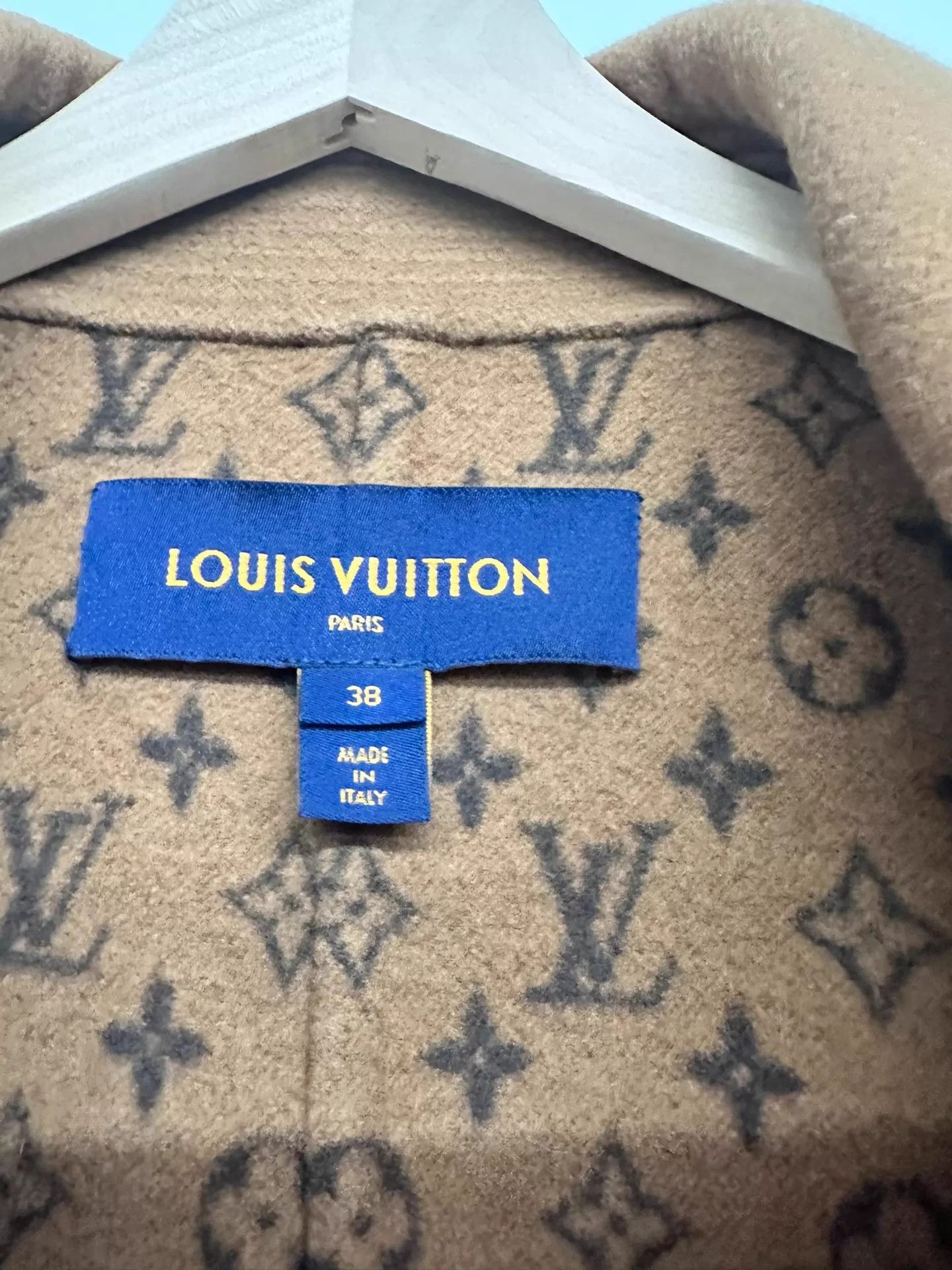 Louis Vuitton LV All Over Logo Coat Size 38 Size S / US 4 / IT 40 - 7 Thumbnail