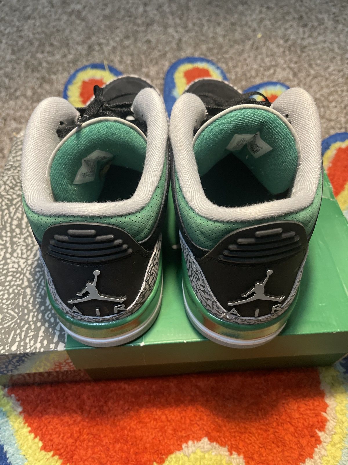 Jordan Brand Air Jordan 3 Retro “Pine Green” Size US 13 / EU 46 - 5 Thumbnail