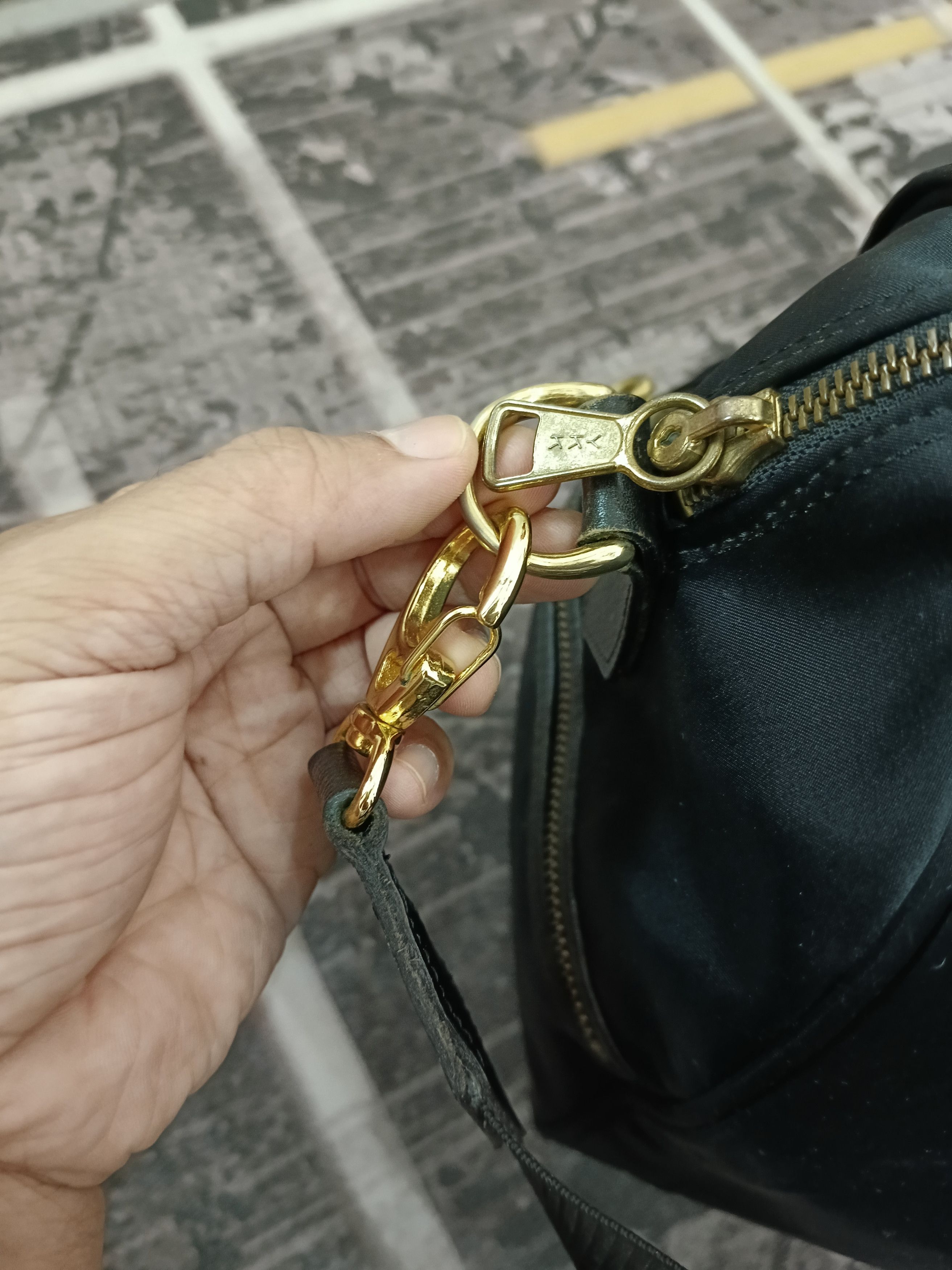 Moschino OG🔥GRAIL MOSCHINO TRAVEL BAG Size ONE SIZE - 12 Thumbnail