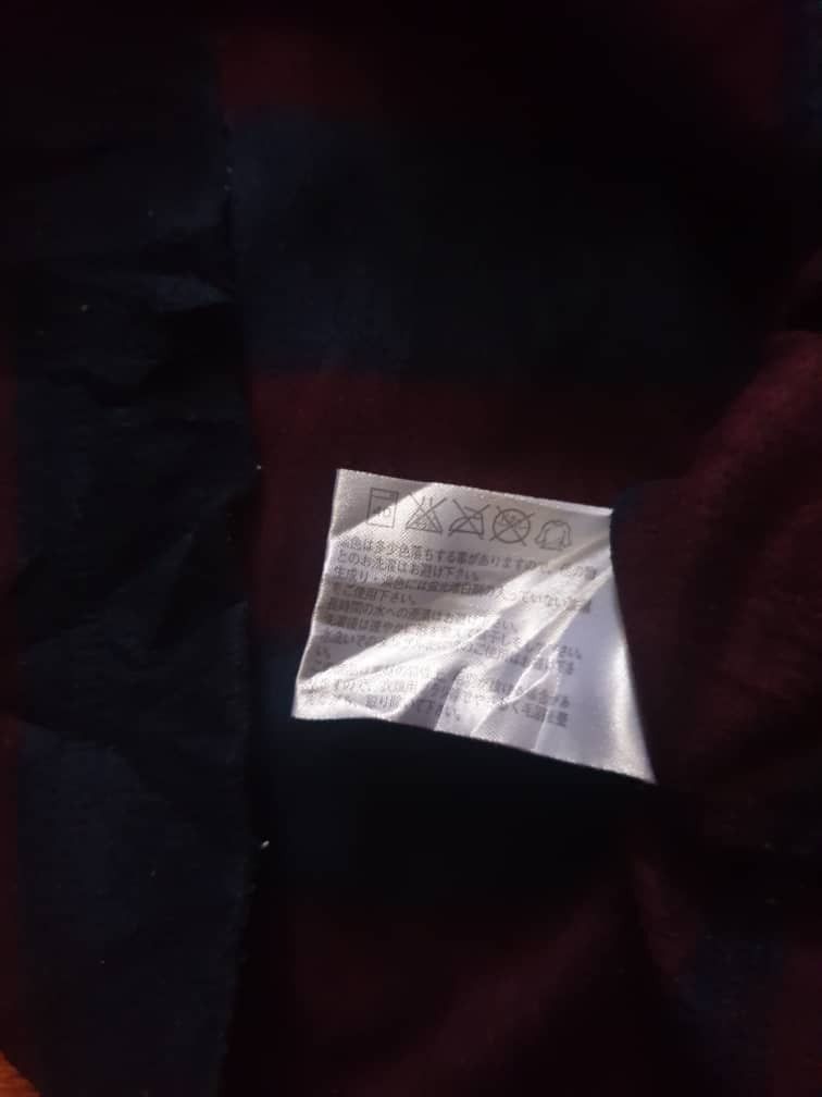 Uniqlo Uniqlo Japanese brand Curt Cobain style Shirt Size US M / EU 48-50 / 2 - 10 Thumbnail