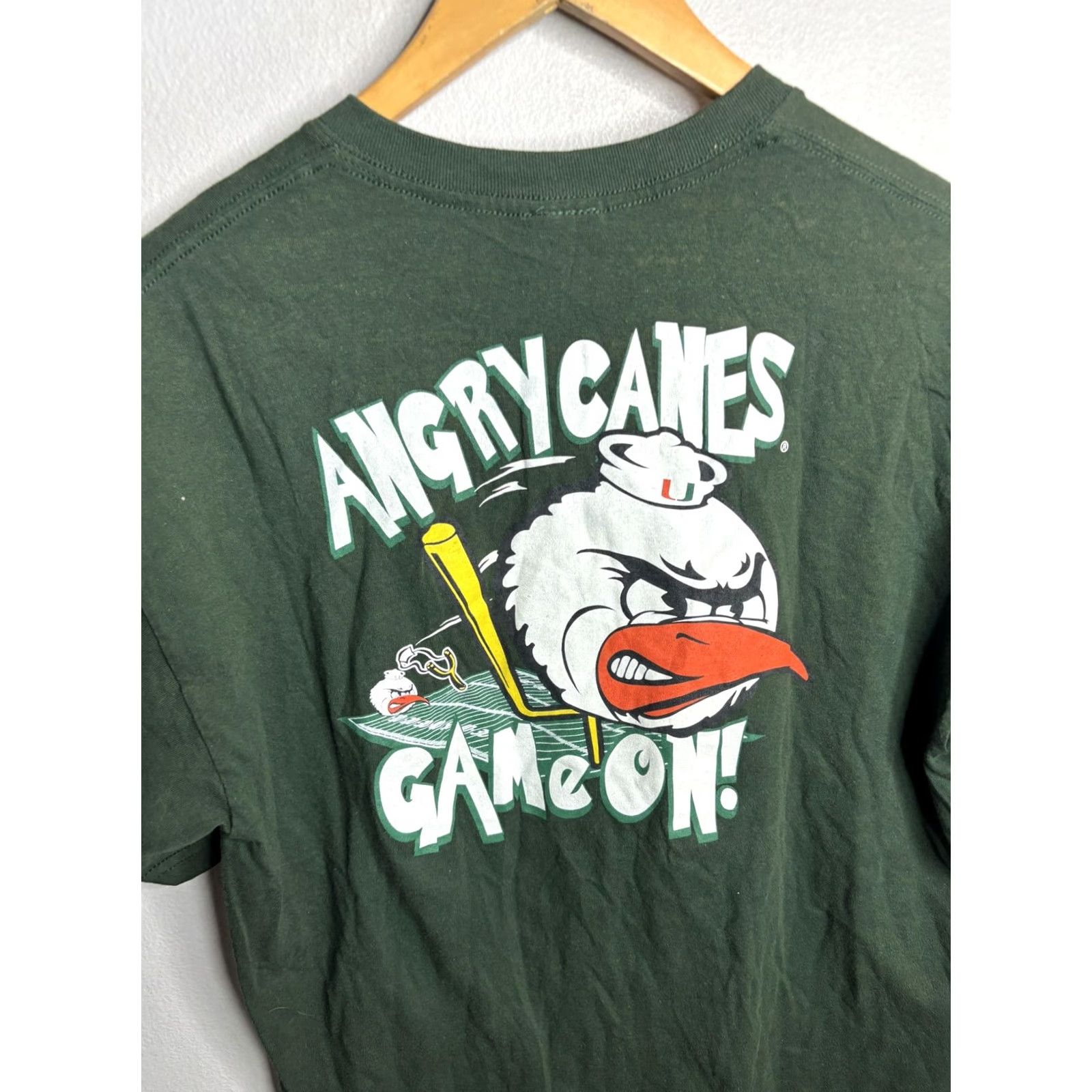 Vintage VINTAGE Miami Hurricanes Shirt Mens Large Green Angry Canes Game On BMOC 90s Tee Size US L / EU 52-54 / 3 - 5 Thumbnail