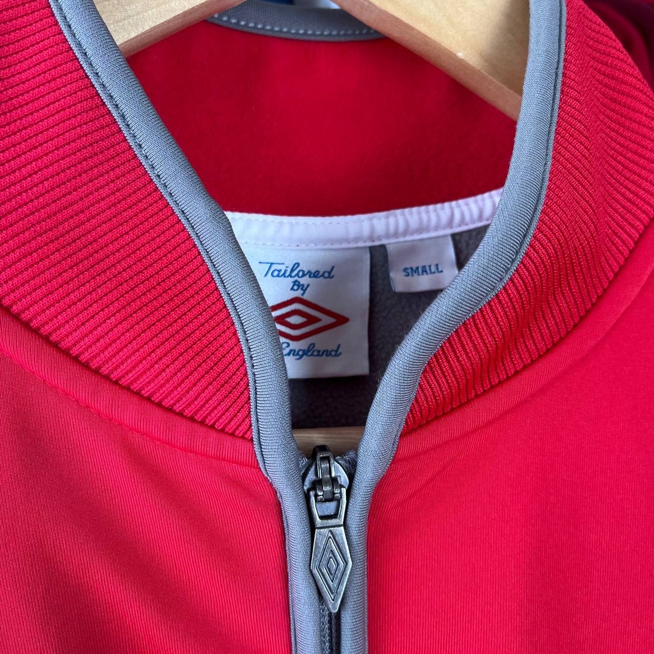 Other Umbro England 2009/2010 Football Soccer Zip Drill Sweat Top Size US S / EU 44-46 / 1 - 6 Thumbnail