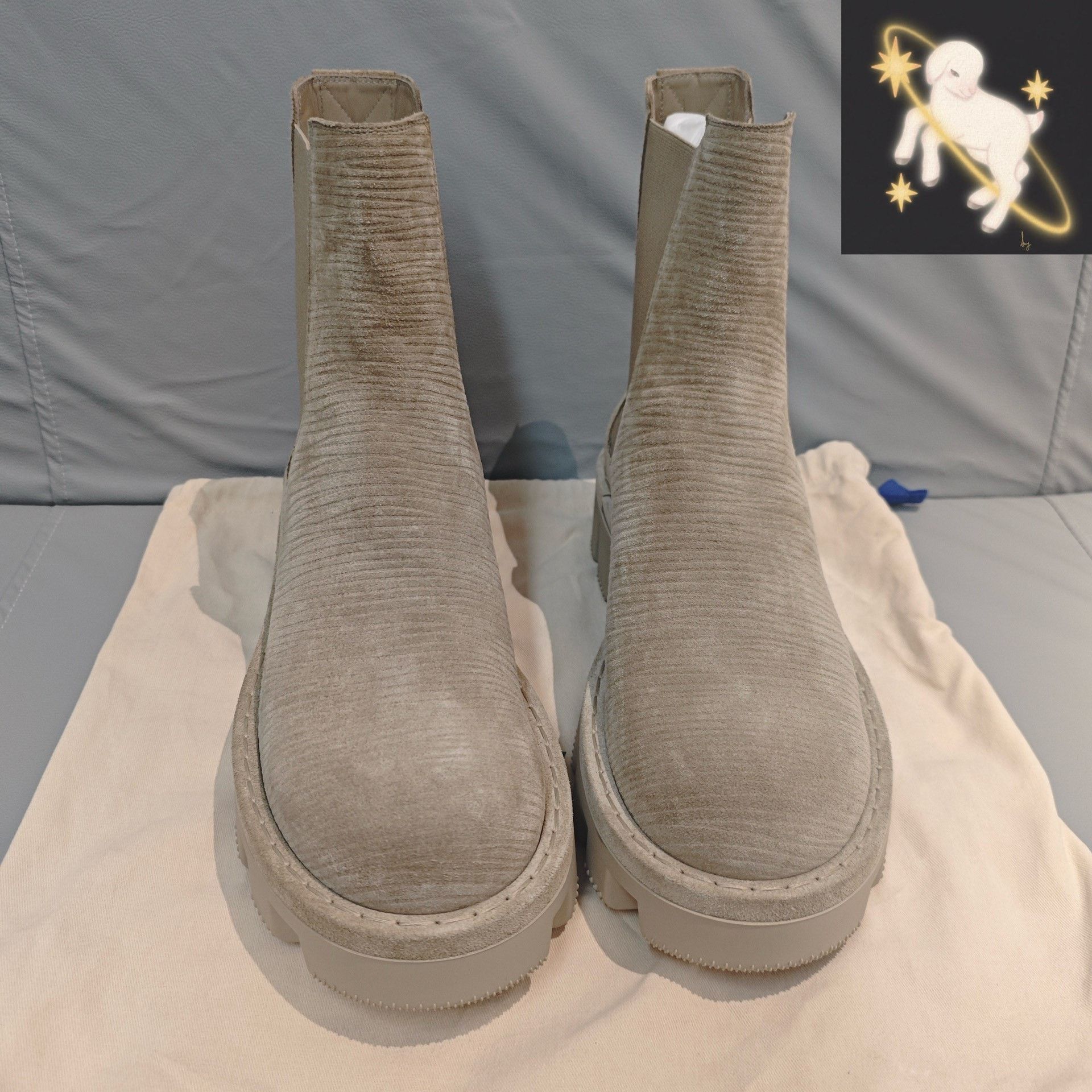 Louis Vuitton Louis Vuitton Beige Boots 9 Men Size US 9 / EU 42 - 1 Thumbnail