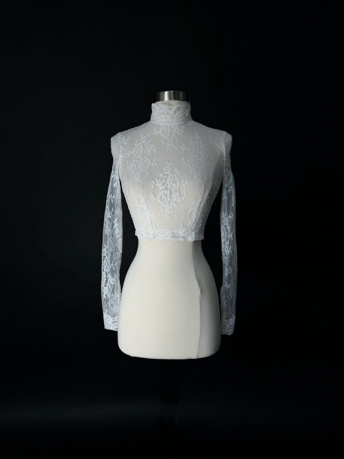 Other Preloved US 0 Anna Augusta Custom Made Bridal Lace Cape Size XS / US 0-2 / IT 36-38 - 1 Thumbnail