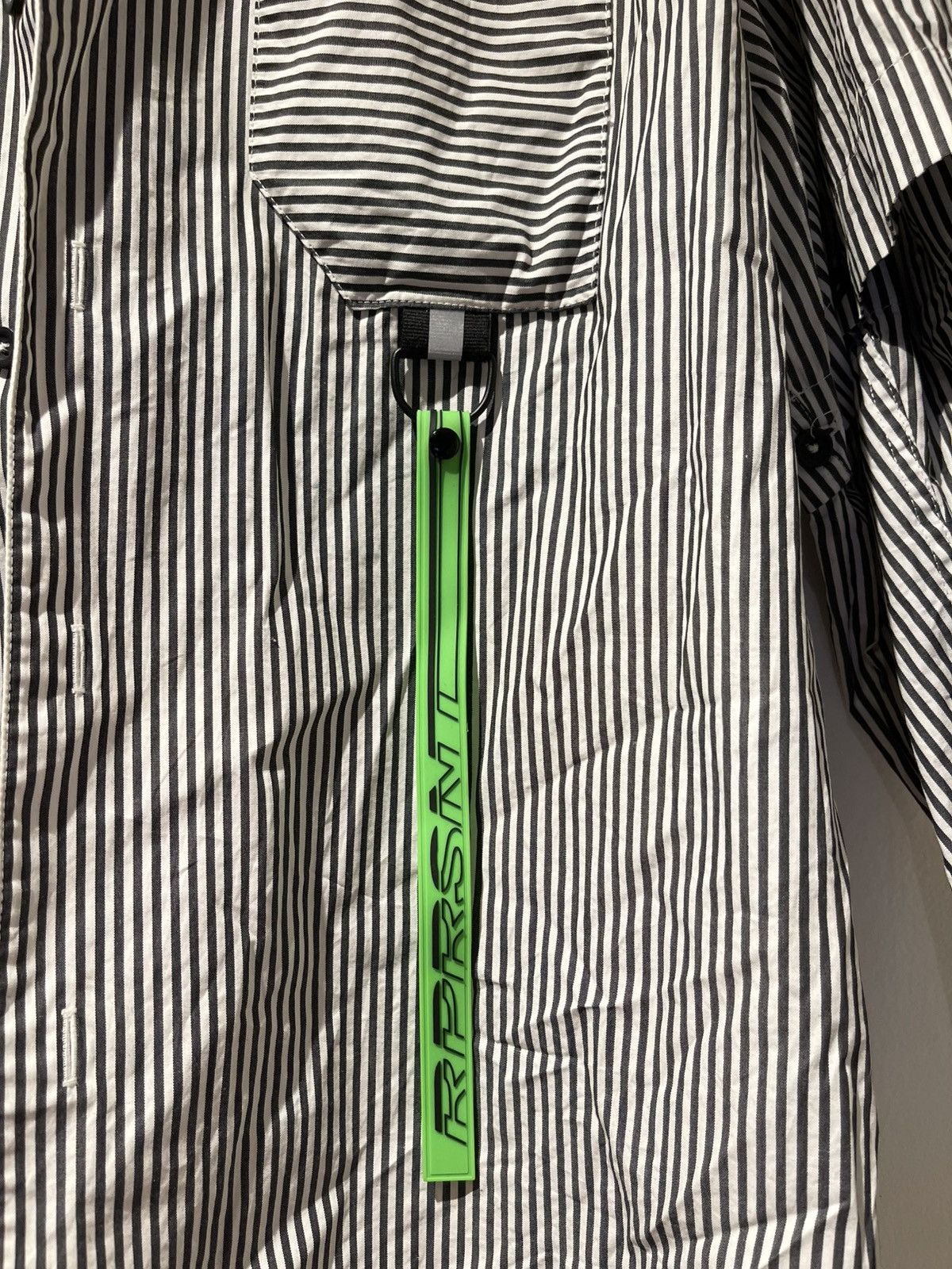 Represent Clo. Shirt with detachable sleeves Size US M / EU 48-50 / 2 - 3 Thumbnail