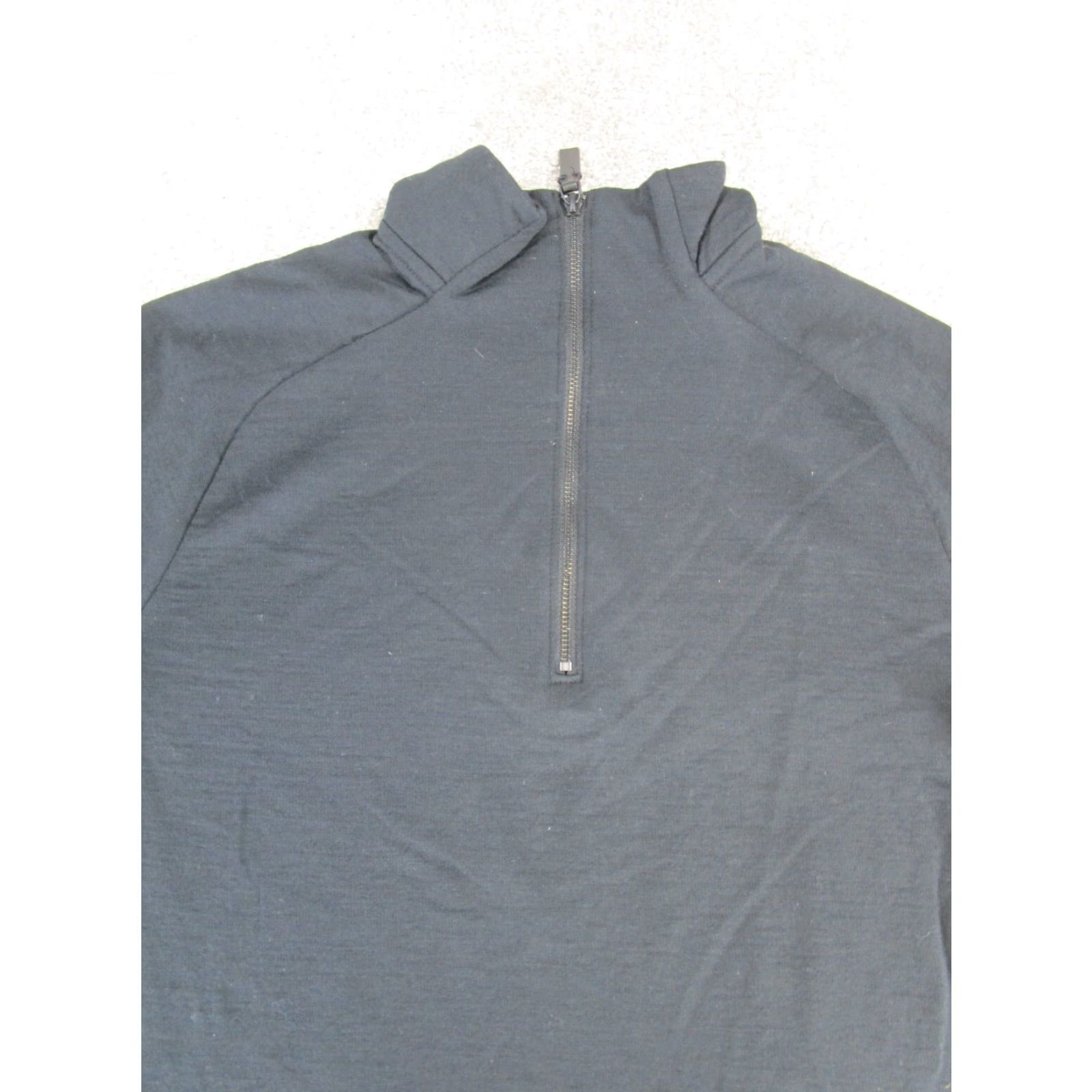 Banana Republic Banana Republic Sweater Mens M Black Performance Merino Mock Neck Pullover Long Sleeve Regular Fit Shirt for Business Casual Travel Size US M / EU 48-50 / 2 - 2 Thumbnail