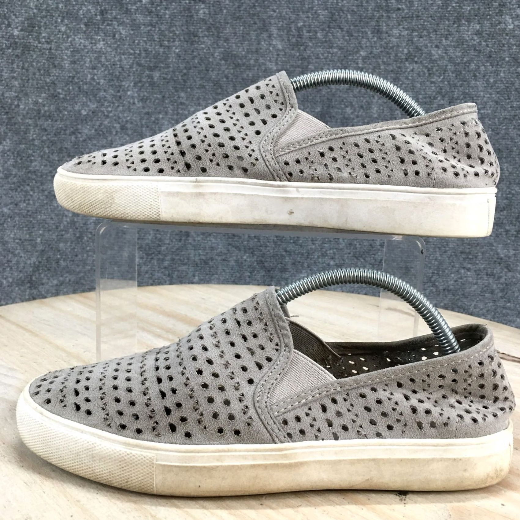 Steve Madden Steve Madden Odonna Slip On Sneakers Womens 7 Gray Fabric Casual Shoe Size US 7 / IT 37 - 2 Thumbnail