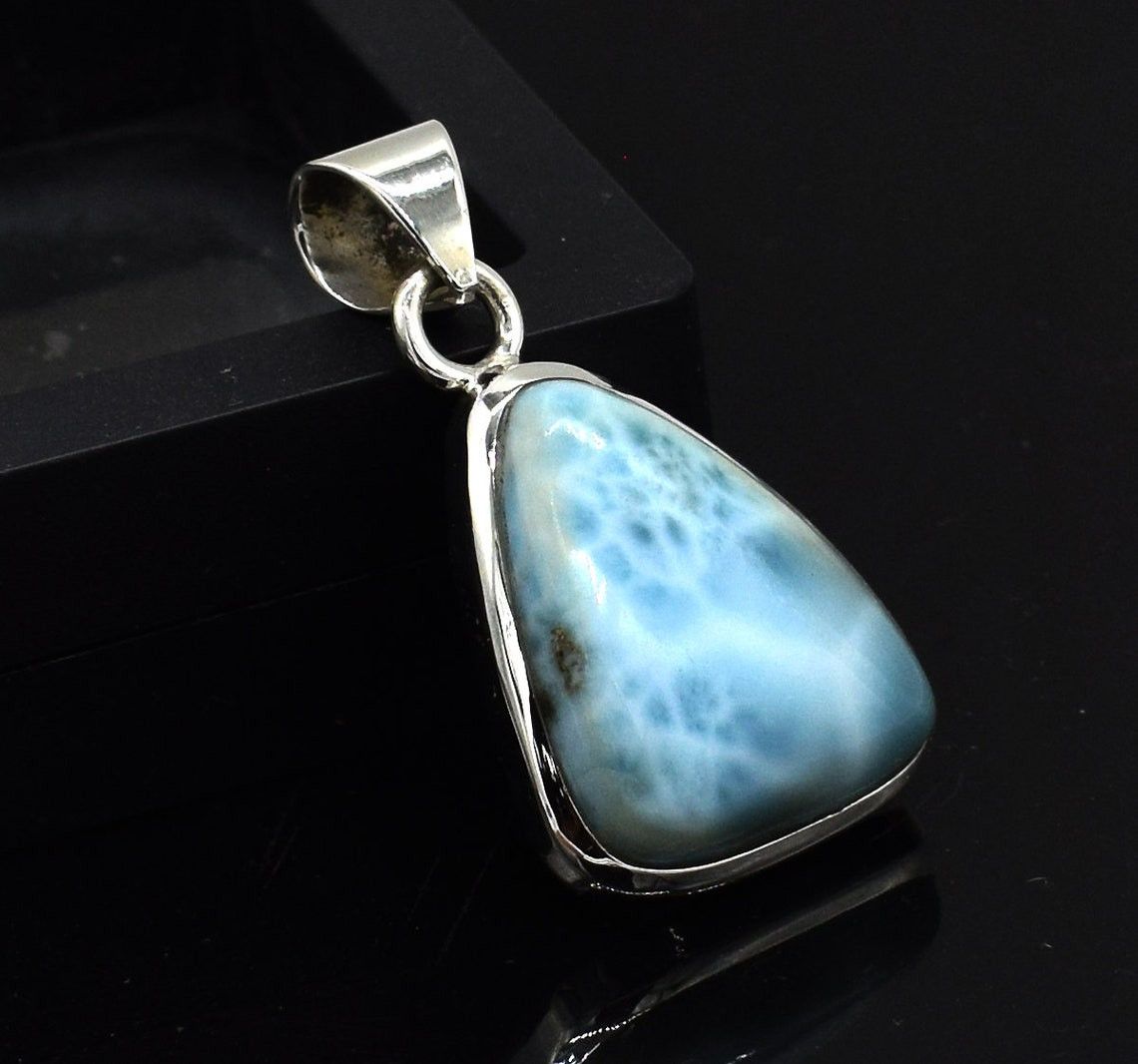 Handmade Excellent Smooth Larimar Gemstone 925 Silver Pendant Size ONE SIZE - 1 Thumbnail