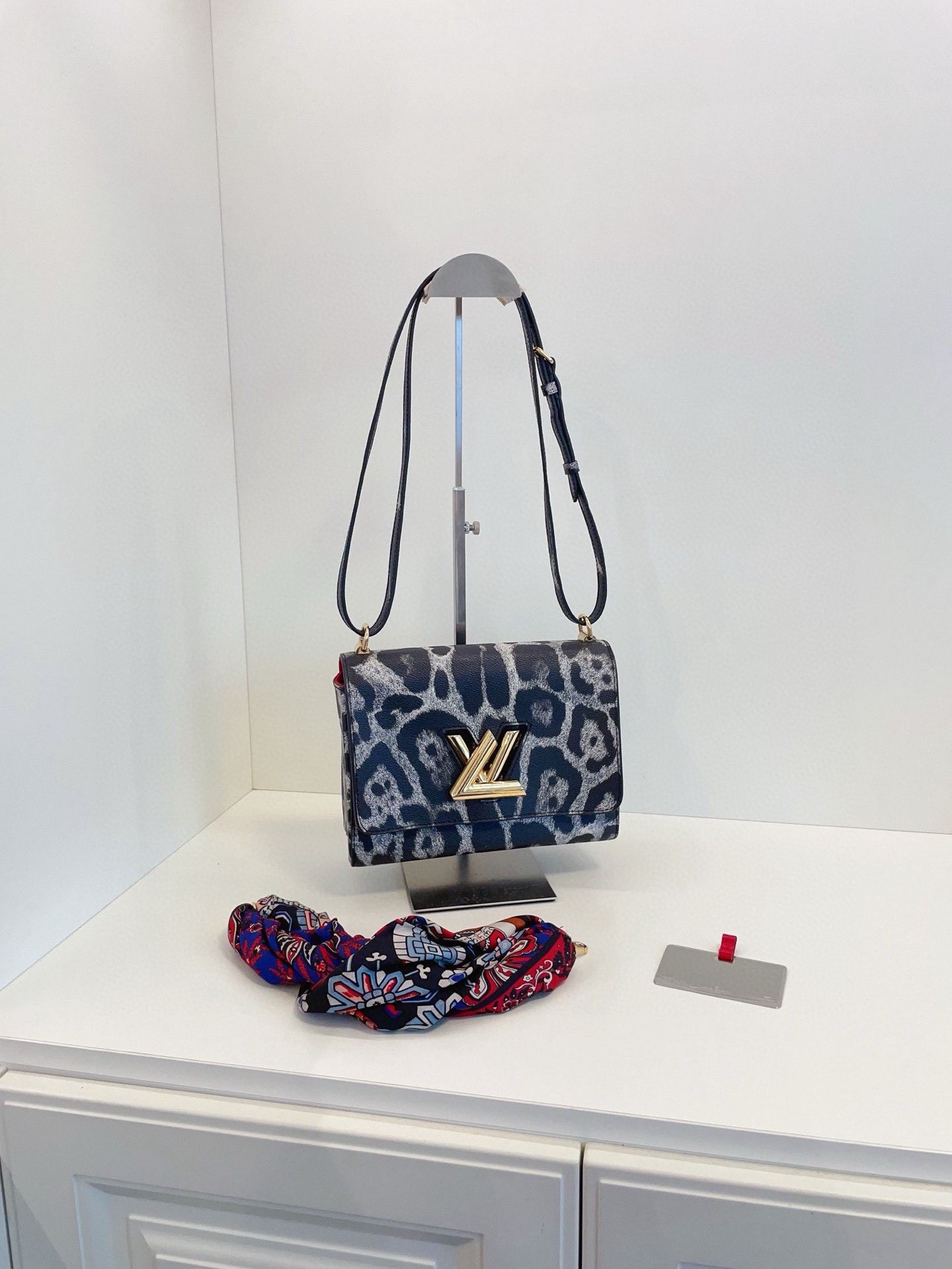 Louis Vuitton Pre-loved Bag Very good condition Size ONE SIZE - 1 Thumbnail