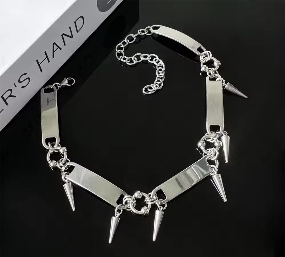 Jewelry Rivet Pendant Choker Chain Necklace Size ONE SIZE - 3 Thumbnail