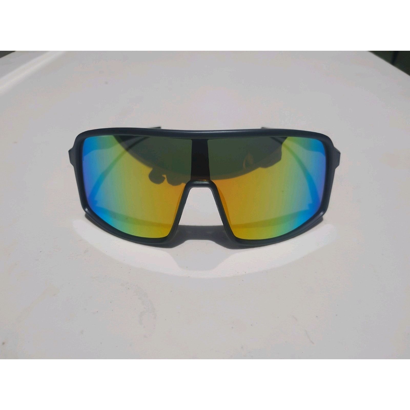Other (OSFM) Adults Multicolor Lense Black Frames Sunglasses Size ONE SIZE - 1 Thumbnail