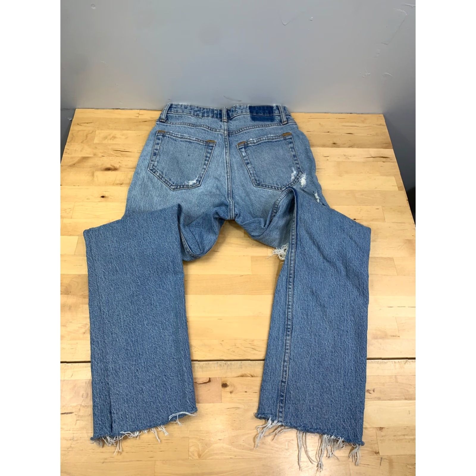 Abercrombie & Fitch VINTAGE Abercrombie & Fitch Jeans Women 25 Blue 90s Love High Rise Straight 27 In Inseam Mens? Size 42" / US 20 - 8 Thumbnail