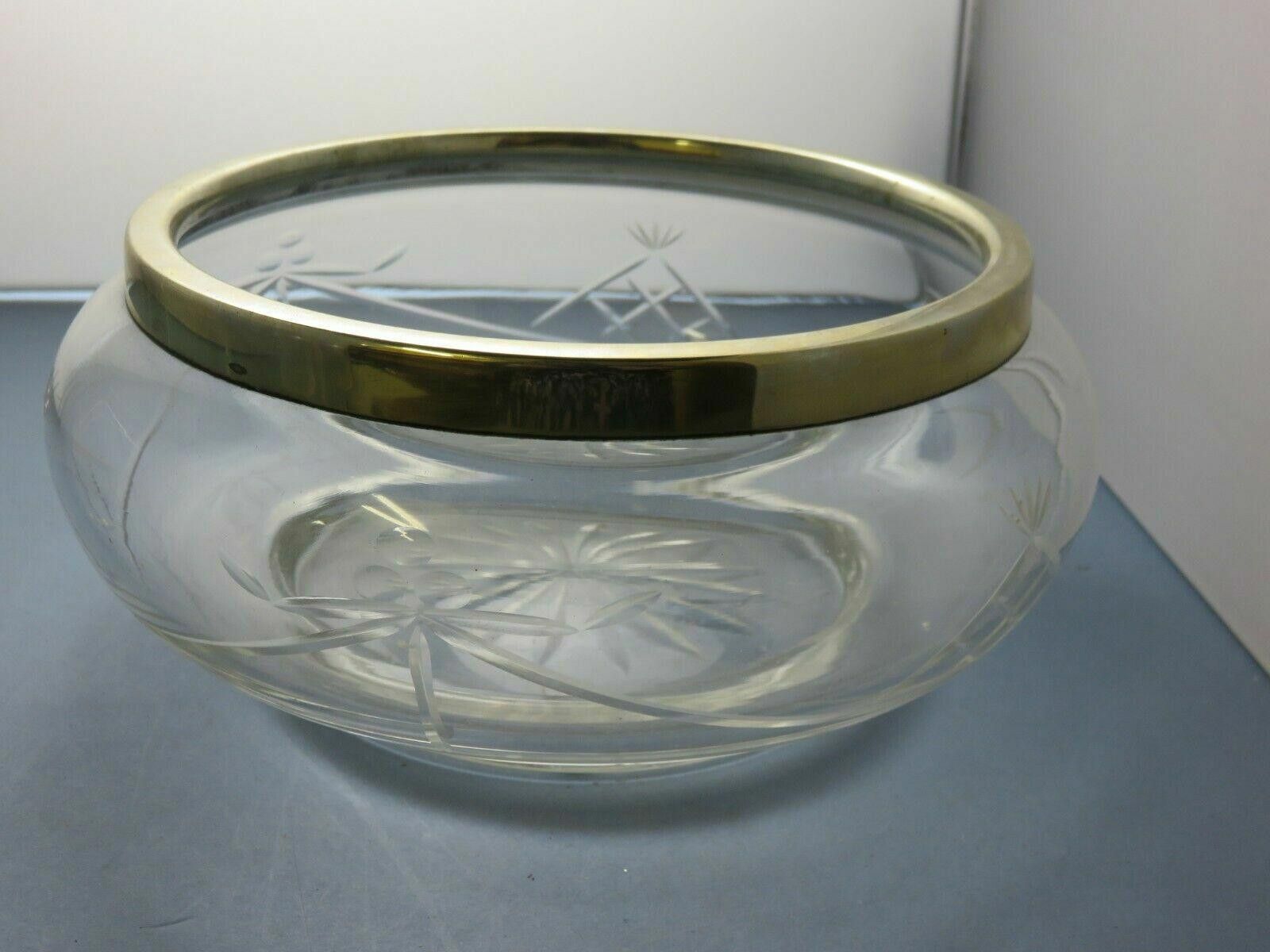 The Unbranded Brand Vintage Cut Glass Bowl With Silver Plated Rim 3 3/4" Size ONE SIZE - 4 Thumbnail