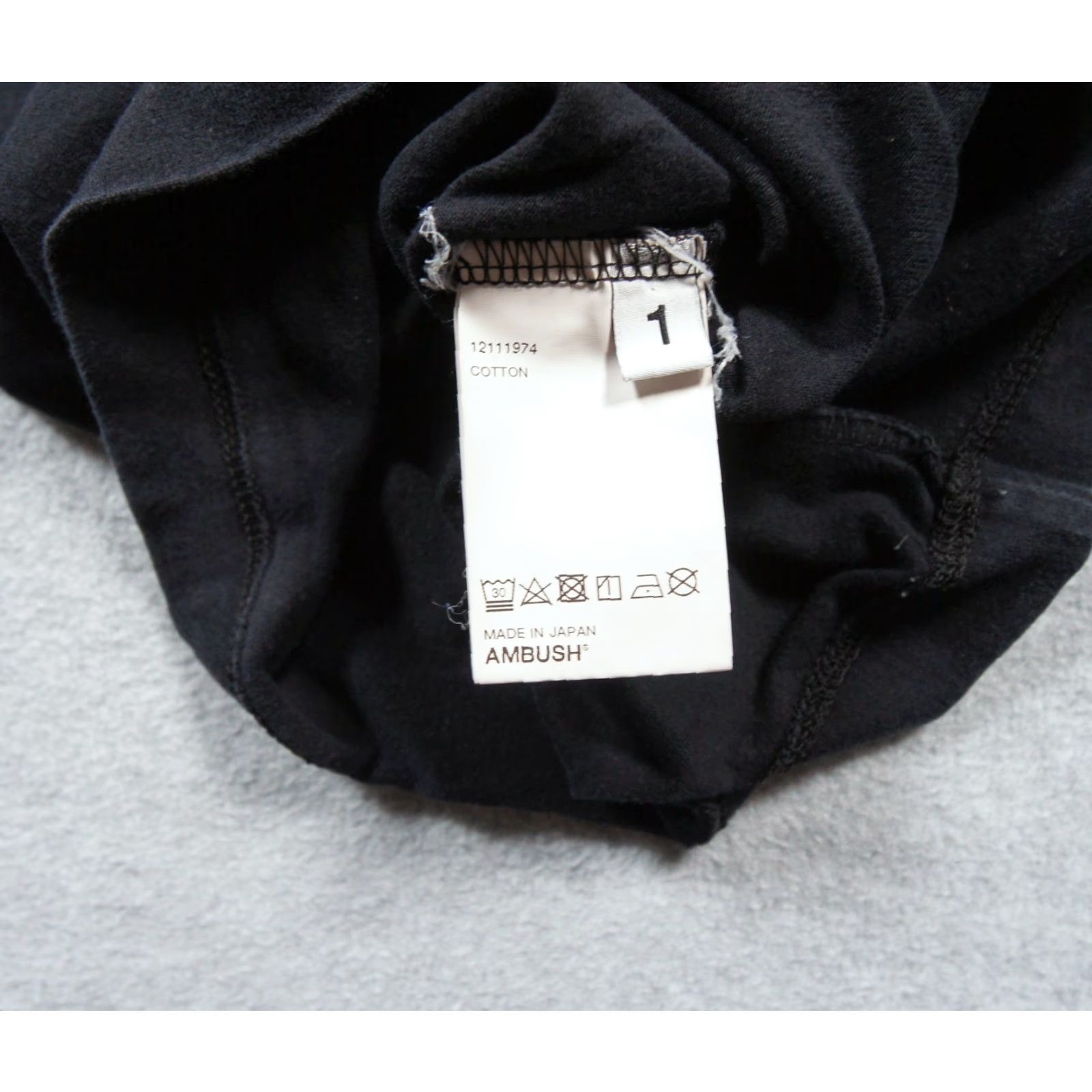 Vintage Ambush Shirt Mens Size 1 Black Short Sleeve Crewneck Japan Streetwear 2019 Shirt Mens Black Short Sleeve Crewneck Streetwear 2019 Ambush Size US XS / EU 42 / 0 - 5 Thumbnail
