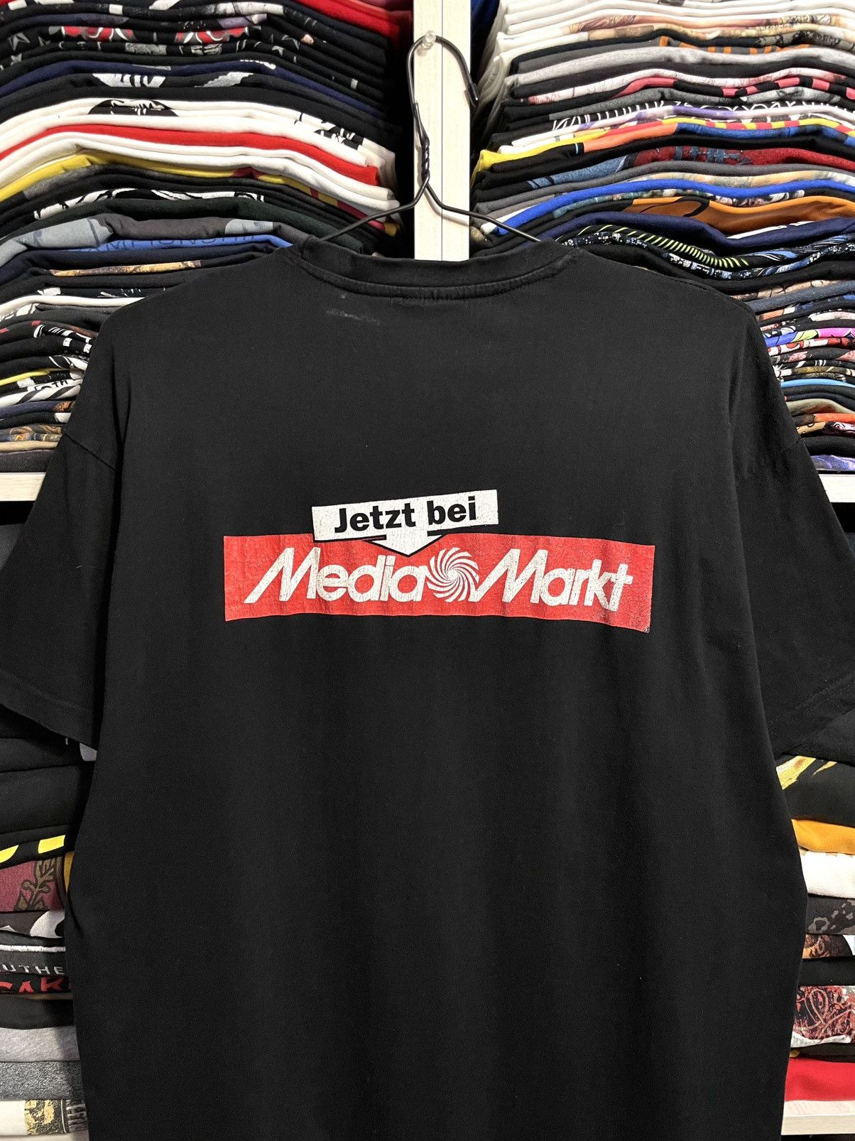 Vintage Vintage Y2K Lara Croft Tomb Raider Video Game Promo T-Shirt Size US XL / EU 56 / 4 - 9 Thumbnail
