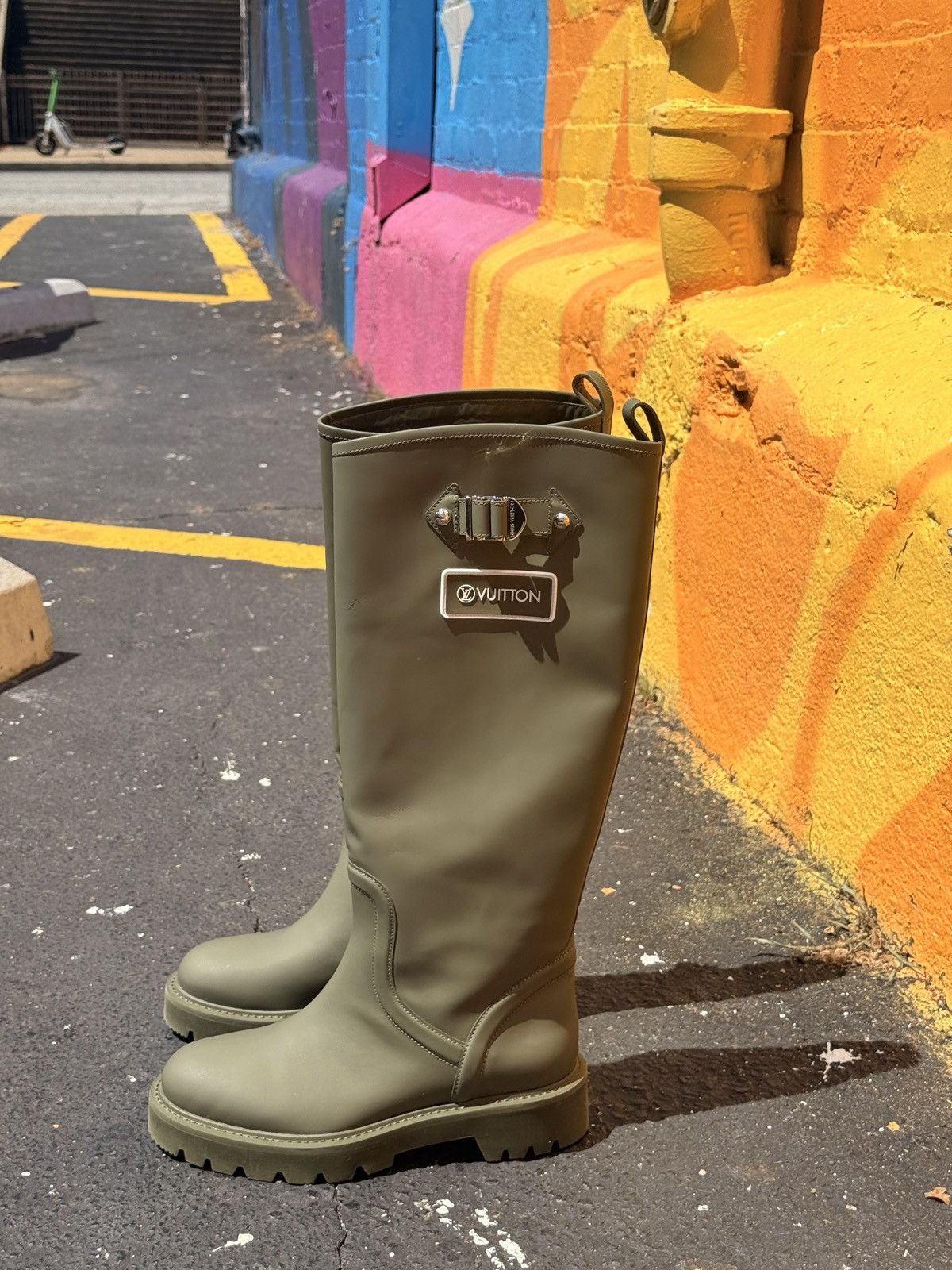 Louis Vuitton Louis Rubber Rain Boots Size US 8 / IT 38 - 3 Thumbnail
