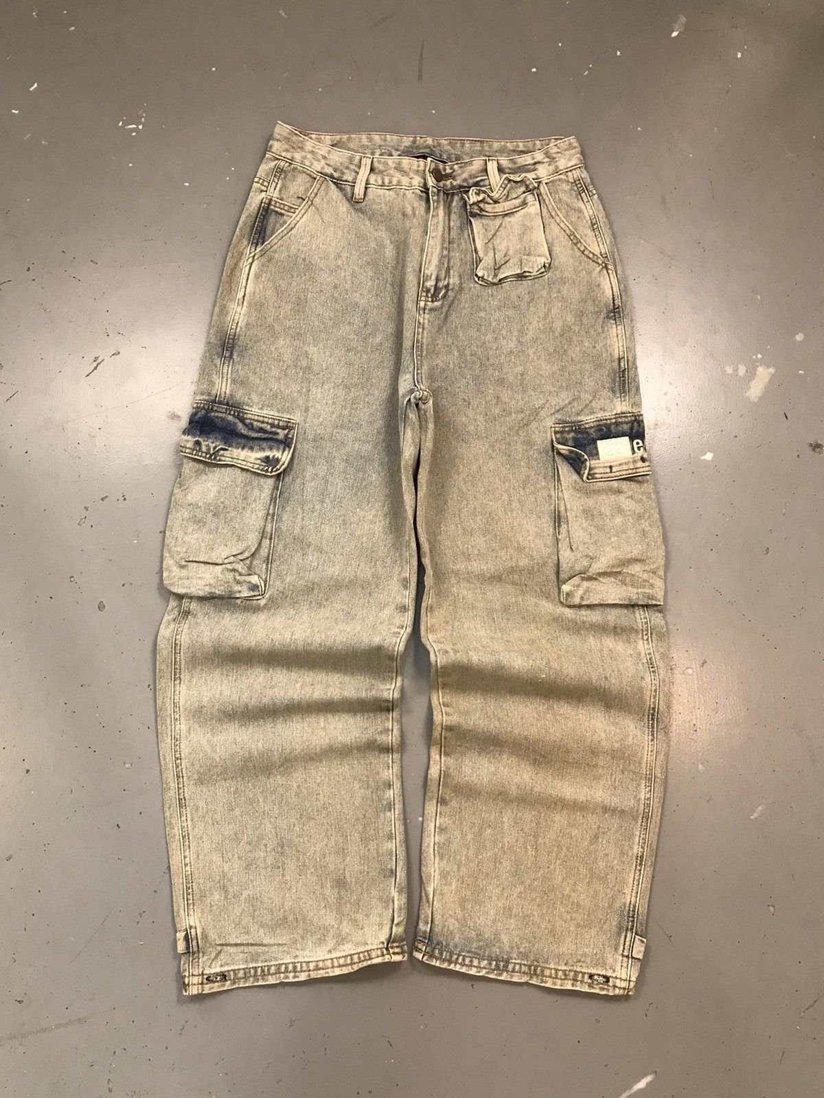 Ecko Unltd. × Vintage Vintage Ecko UNLTD baggy bleached cargodenim Size US 32 / EU 48 - 1 Thumbnail