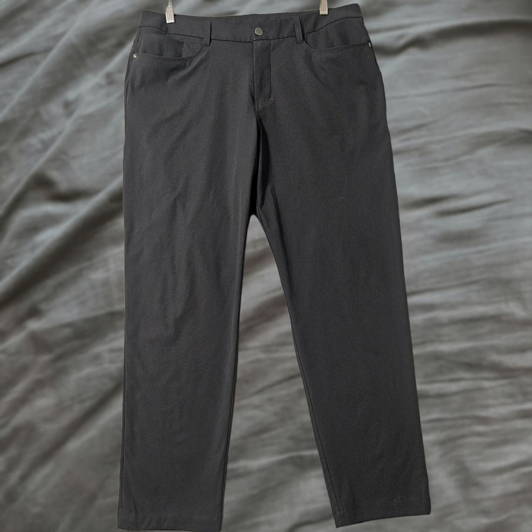 Lululemon Item Specifications: Size: 8 Size US 36 / EU 52 - 1 Thumbnail