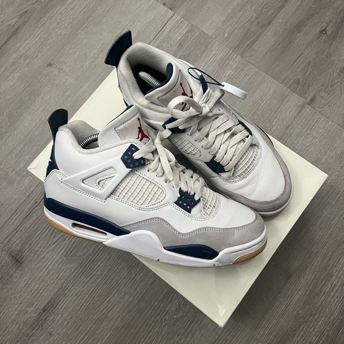 Jordan Brand Nike SB Air Jordan 4 Navy Size US 9.5 / EU 42-43 - 1 Thumbnail