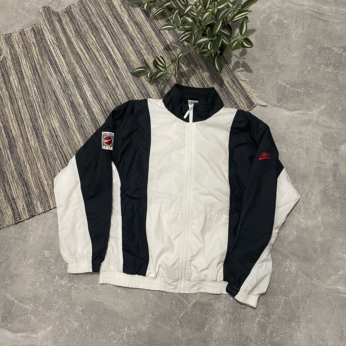 Japanese Brand × Nike × Vintage Retro vintage nike jacket challenge court acg tn 90s big log Size US S / EU 44-46 / 1 - 5 Thumbnail