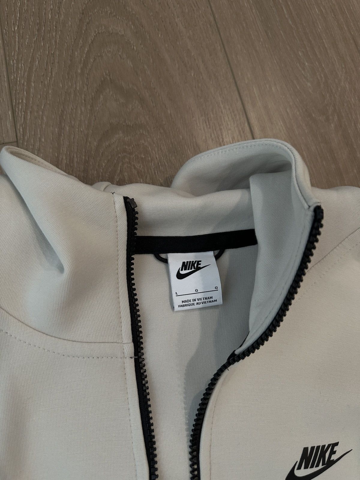 Nike Nike Tech Fleece Hoodie Light Bone/Black Size US L / EU 52-54 / 3 - 4 Thumbnail