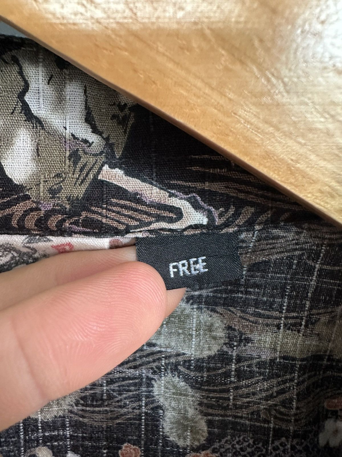 Dogtown × Vintage Vintage Dogtown Black Dragon Japanese Aloha Shirt Size US L / EU 52-54 / 3 - 5 Thumbnail