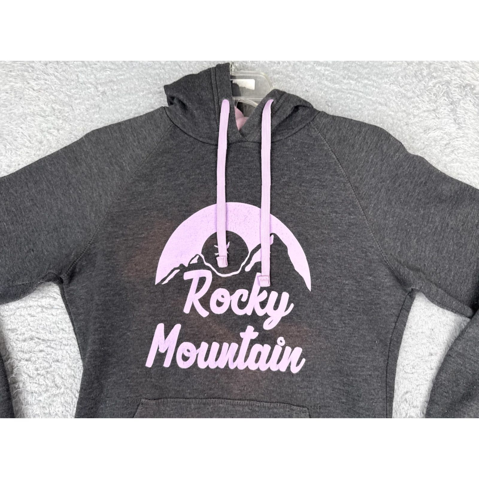 The North Face The North Face Hoodie Womens Small Gray Rocky Mountain Graphic Pullover Fleece Size S / US 4 / IT 40 - 4 Thumbnail