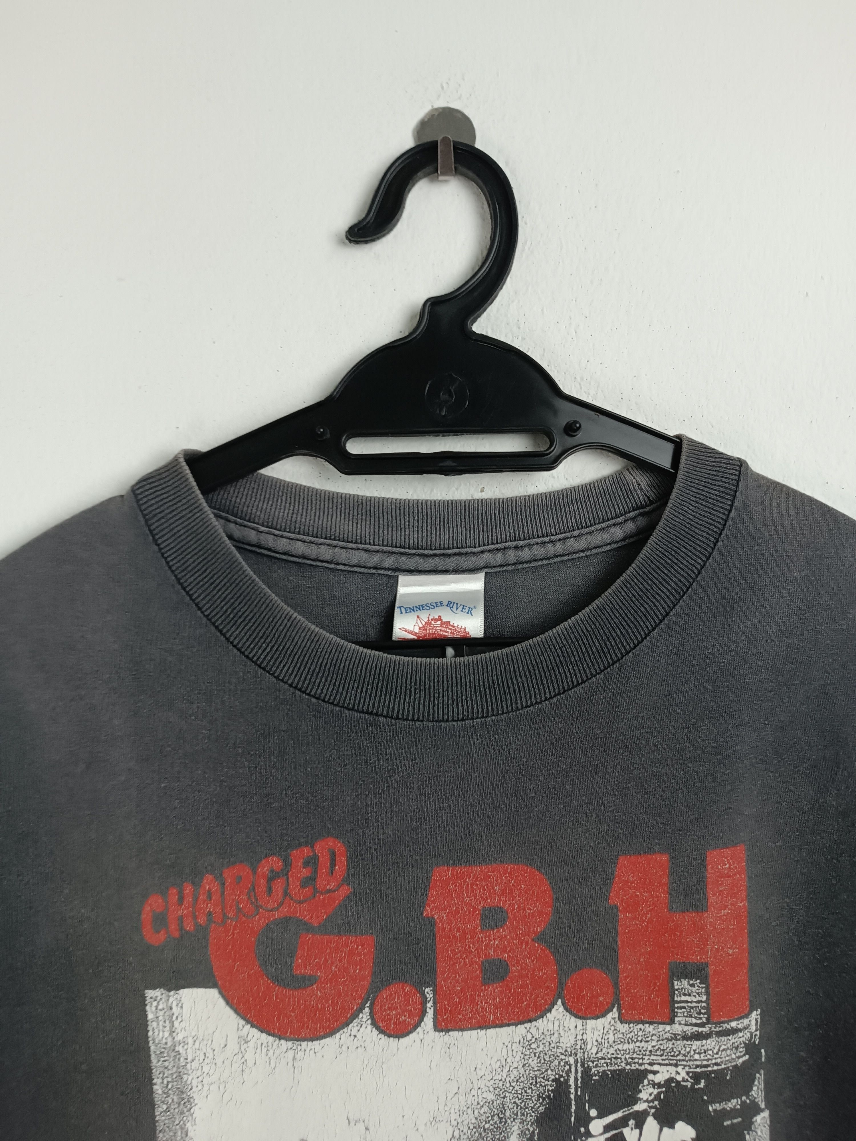Band Tees THRASHED FADED VINTAGE '06 CHARGED G.B.H PUNK VERY RARE Size US S / EU 44-46 / 1 - 9 Thumbnail