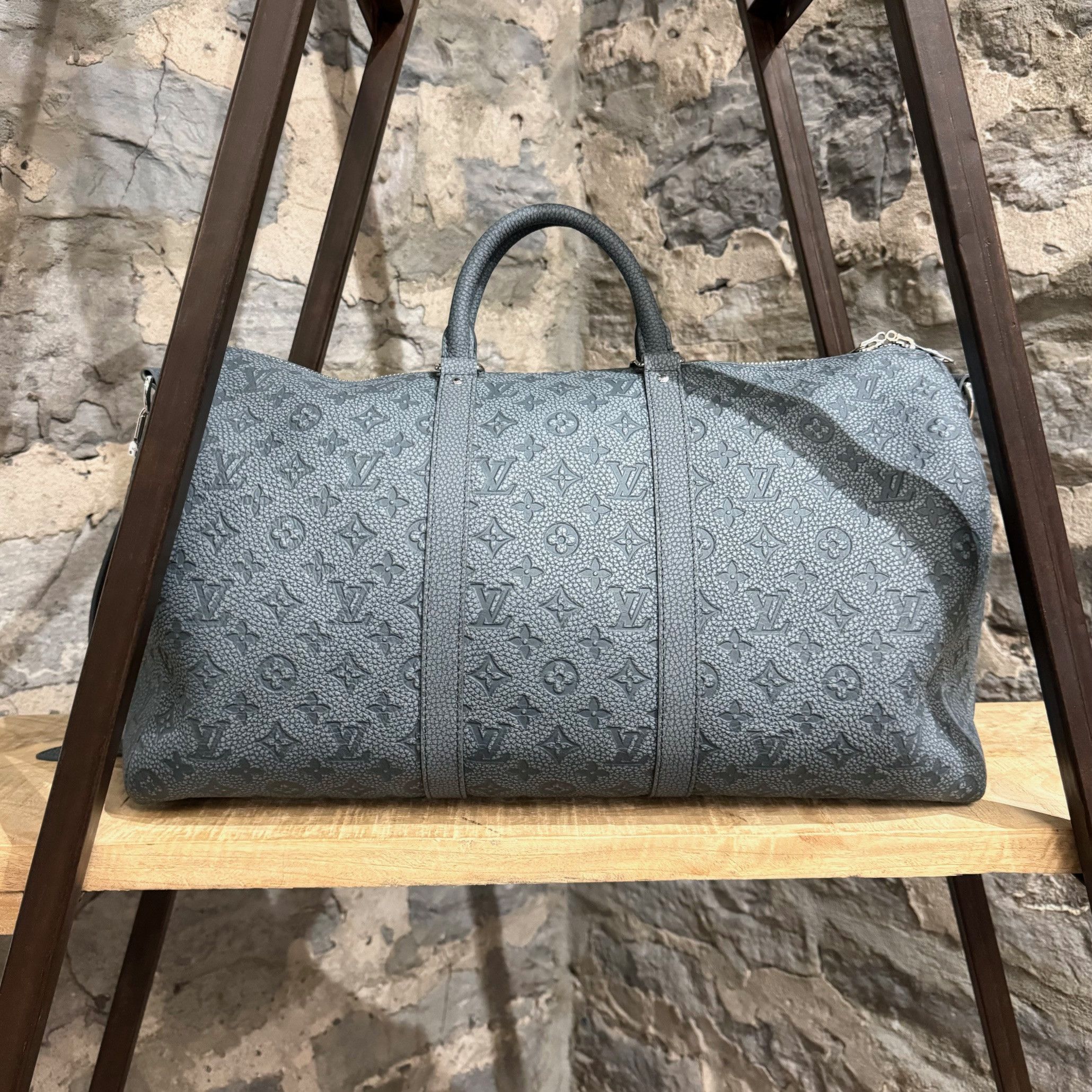 Louis Vuitton Louis Vuitton FW22 Grey Taurillon Climbing Keepall 55 Size ONE SIZE - 7 Thumbnail