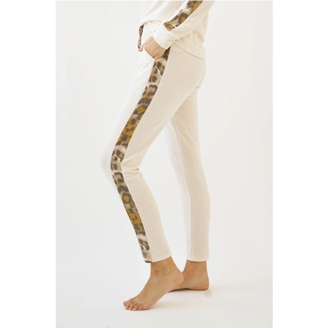 Other Mystree Women's Leopard Print Stripe Jogger Set in Cream / B Size 30" / US 8 / IT 44 - 12 Thumbnail