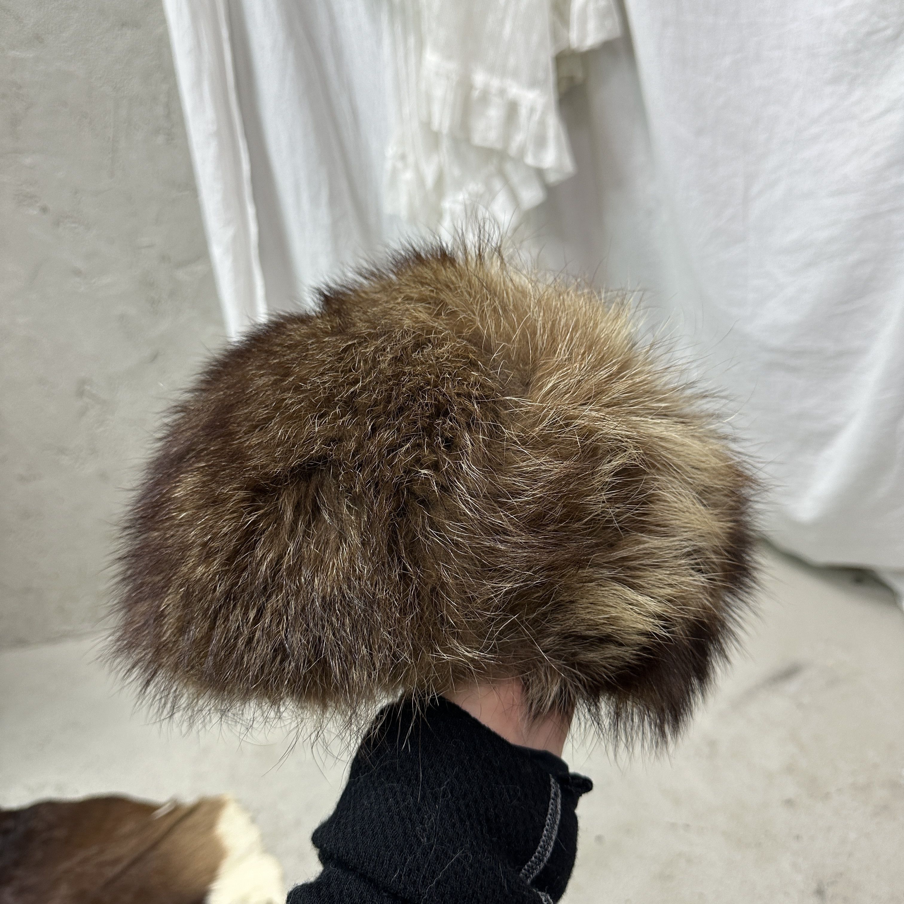 Vintage Vintage Classy Old Money Real Fur Winter Cap Y2K Size ONE SIZE - 1 Thumbnail