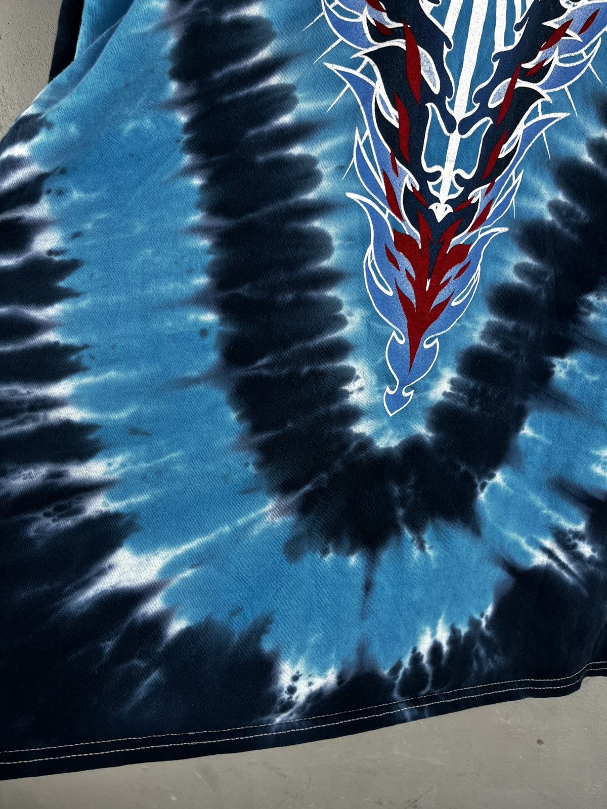 Vintage Vintage Tennessee Titans T-Shirt Mens M NFL Tie Dye Size US XXL / EU 58 / 5 - 7 Thumbnail