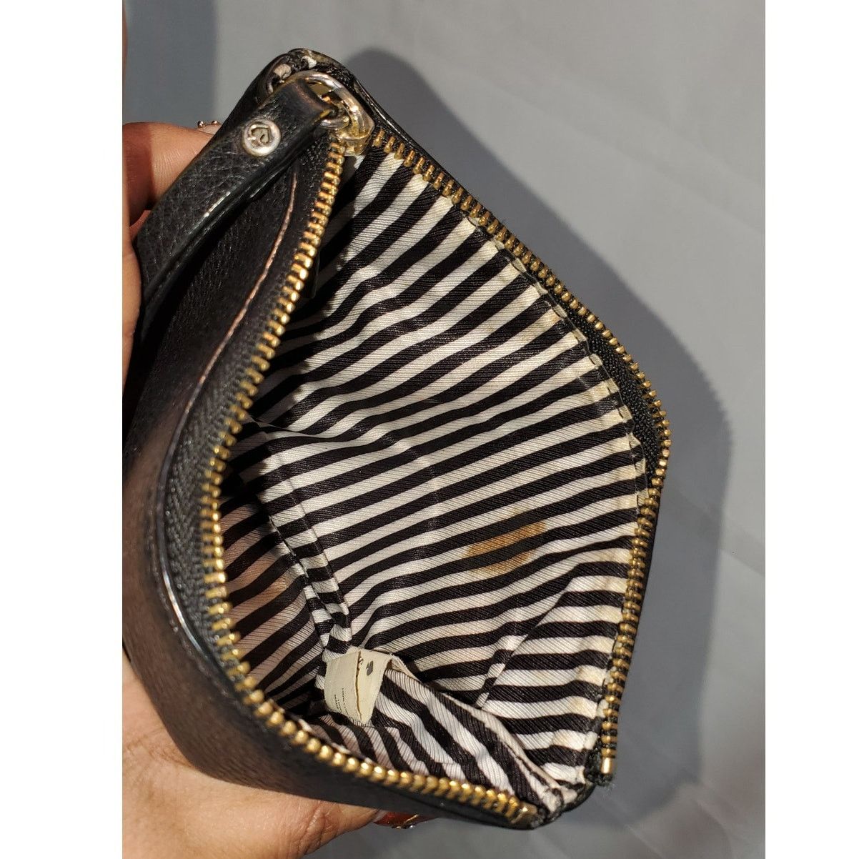 Kate Spade Kate Spade Black Leather Wristlet Zip Pouch Size ONE SIZE - 5 Thumbnail
