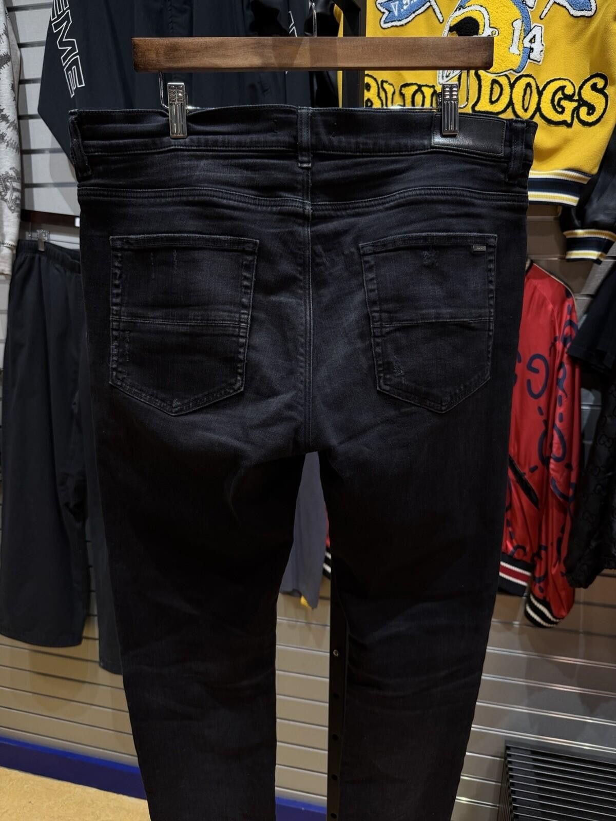 Amiri Size 36 - Amiri Black Camo Logo Jeans 100% Authentic Quick Size US 36 / EU 52 - 12 Thumbnail