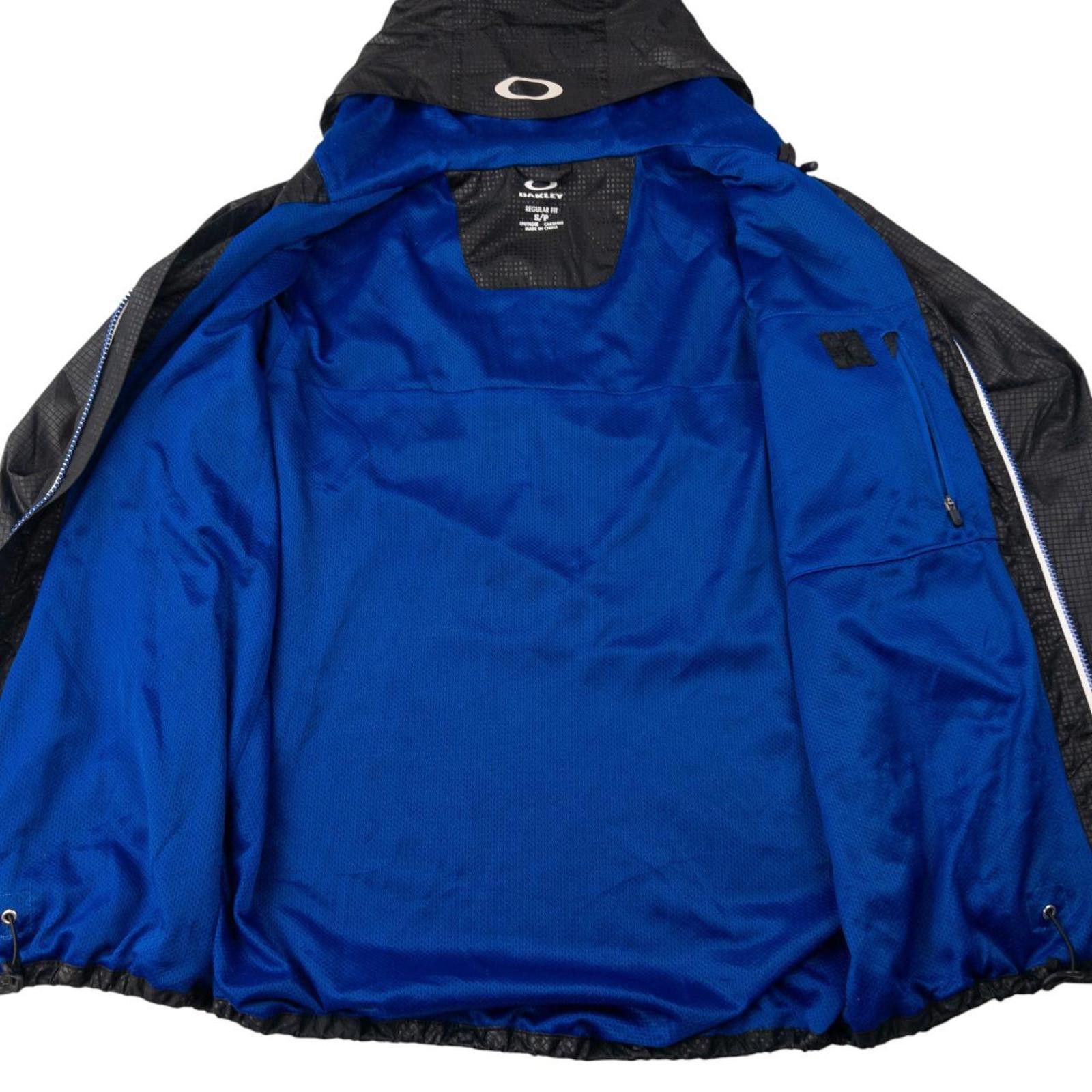 Oakley Vintage Oakley Lightweight Zip Up Jacket Size S Size US S / EU 44-46 / 1 - 5 Thumbnail