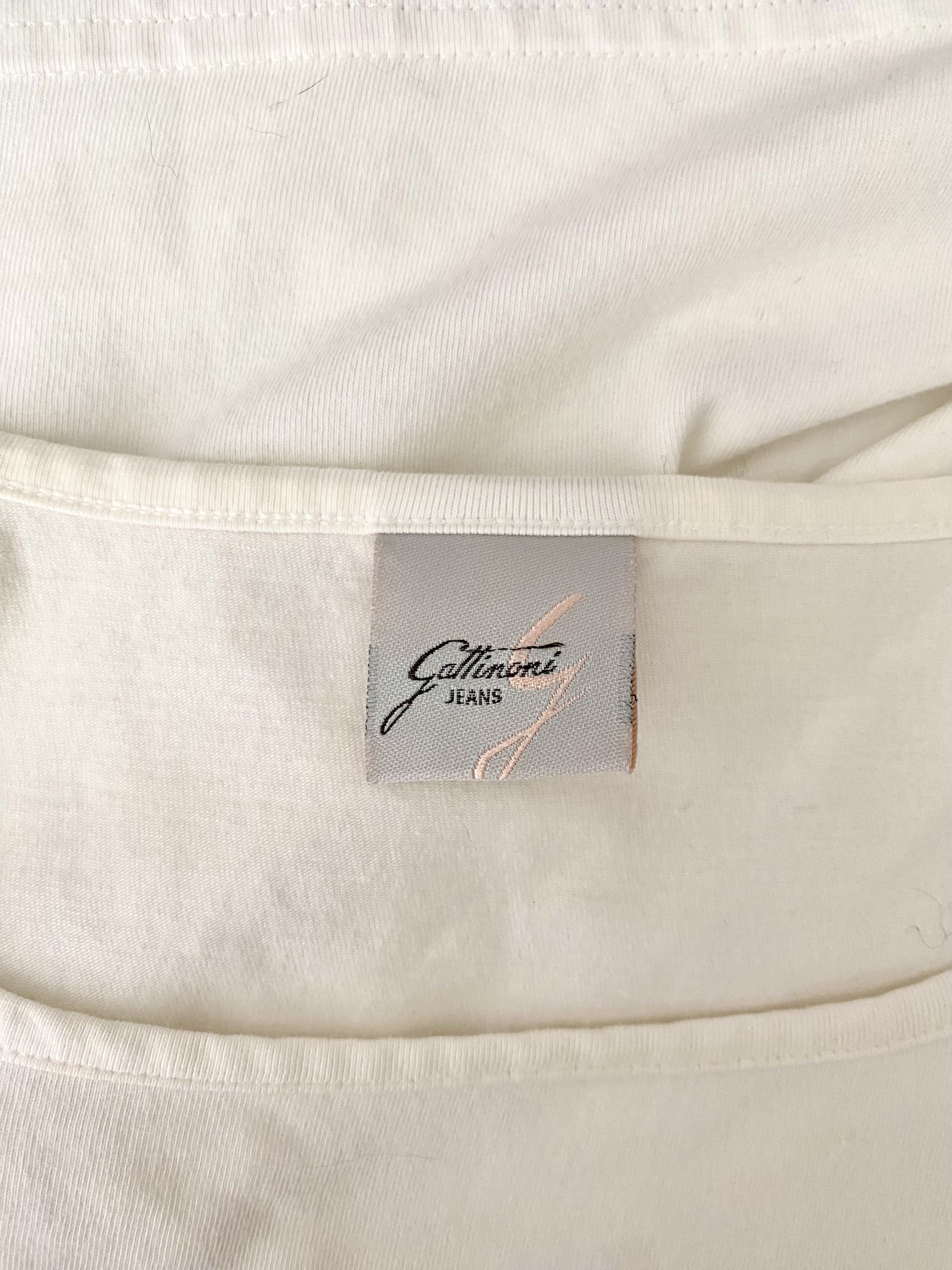 Vintage Gattinoni Jeans - White rose t-shirt Size ONE SIZE - 7 Thumbnail