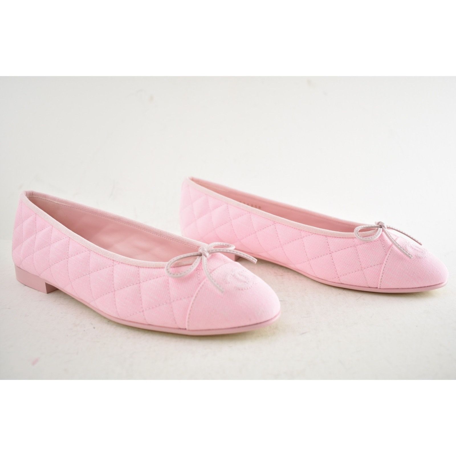 Chanel Chanel Light Pink Denim Quilted Ballet Flat 37.5 Size US 7.5 / IT 37.5 - 4 Thumbnail
